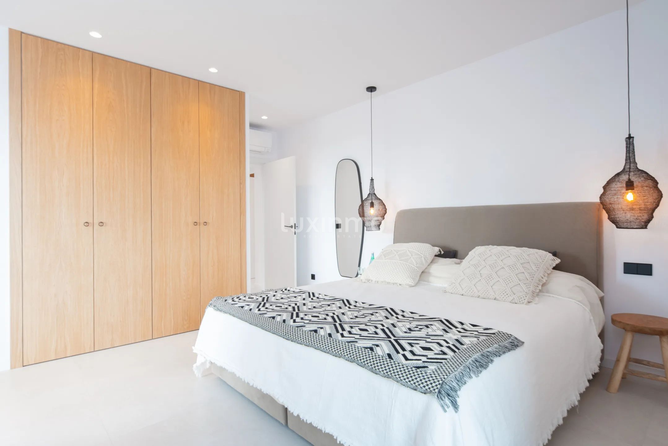 Luxueuze villa met 4 slaapkamers voor een eenvoudig leven in Sa Carroca — photo 17