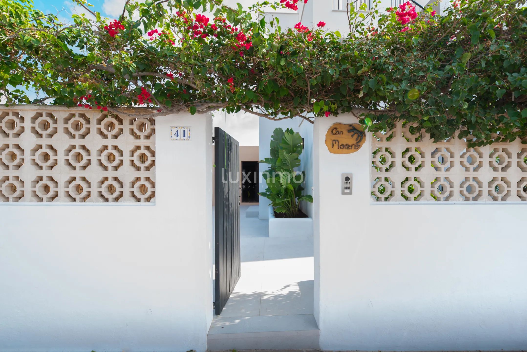 Luxueuze villa met 4 slaapkamers voor een eenvoudig leven in Sa Carroca — photo 36