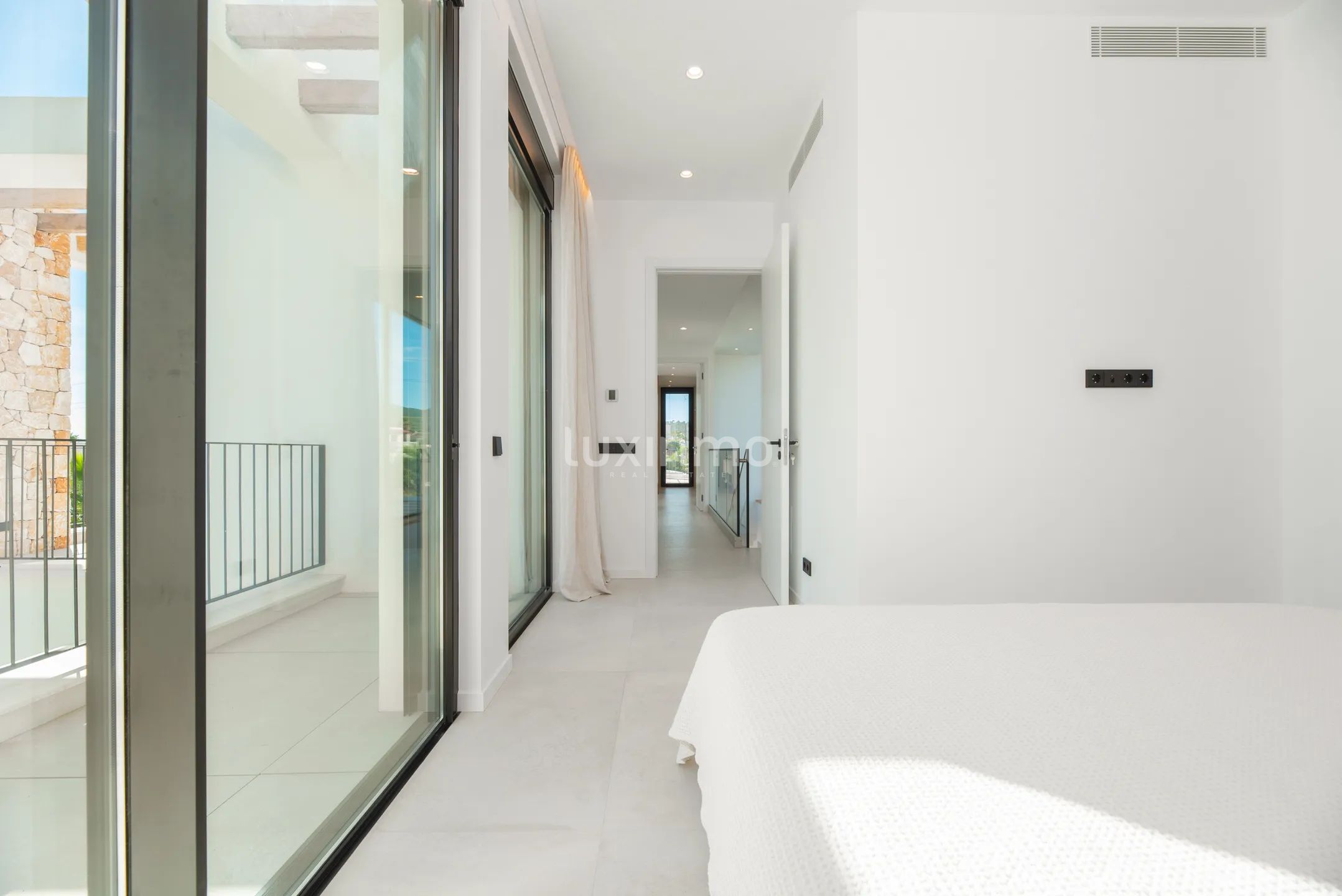 Brand new luxurious 4-Bedroom detached house with views in Sa Carroca — photo 25