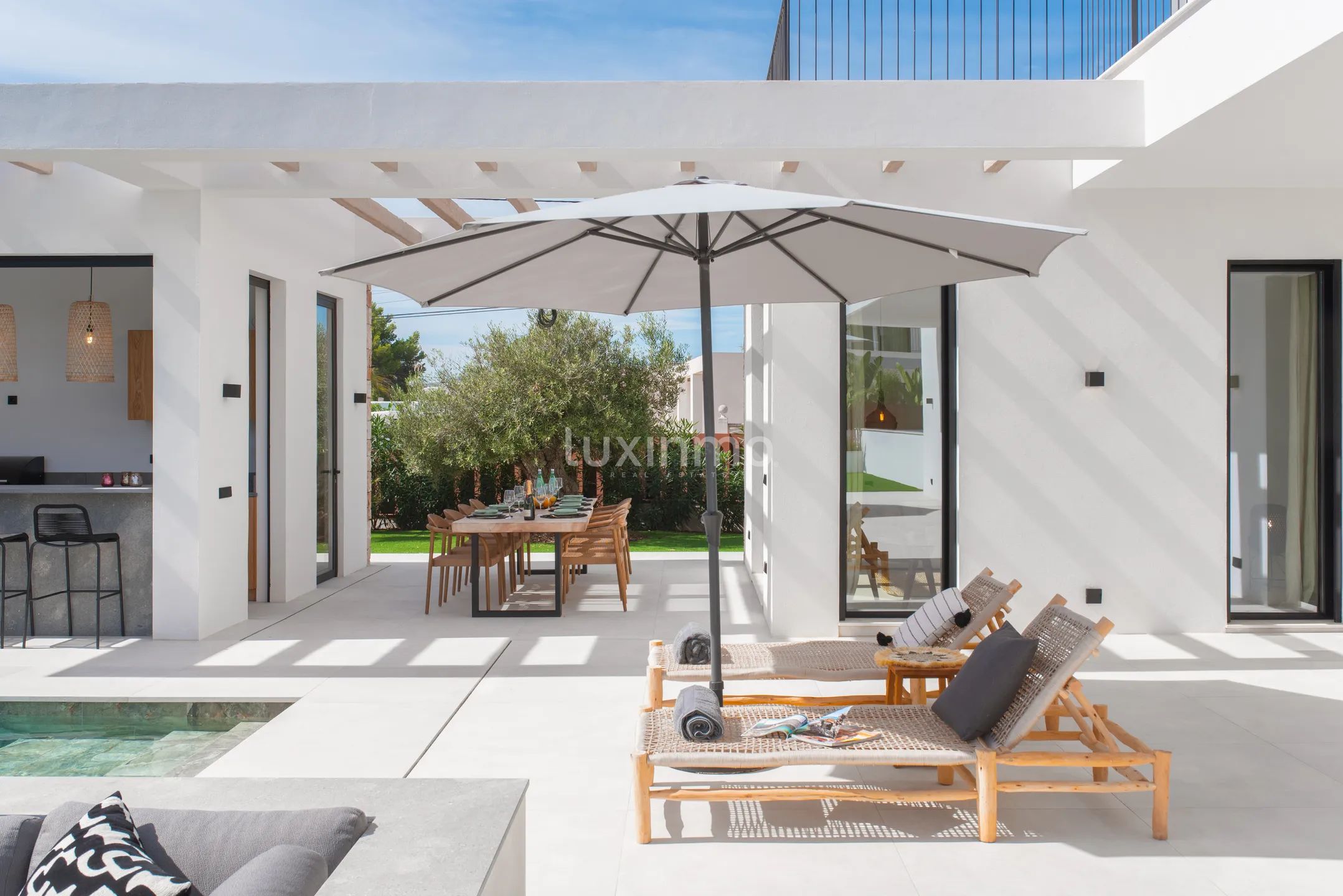 Chalet moderno a estrenar de 6 dormitorios en Sa Carroca — photo 56