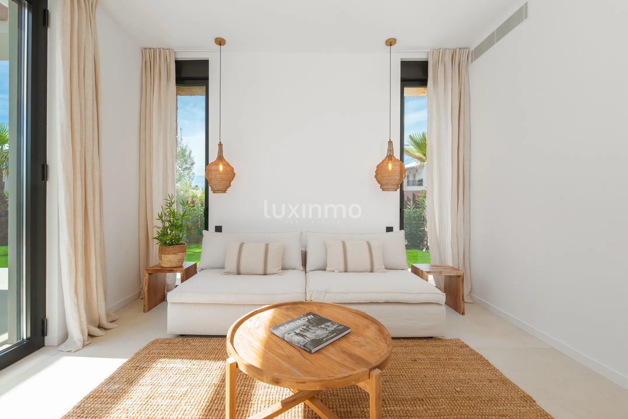 Chalet moderno a estrenar de 6 dormitorios en Sa Carroca — photo 28