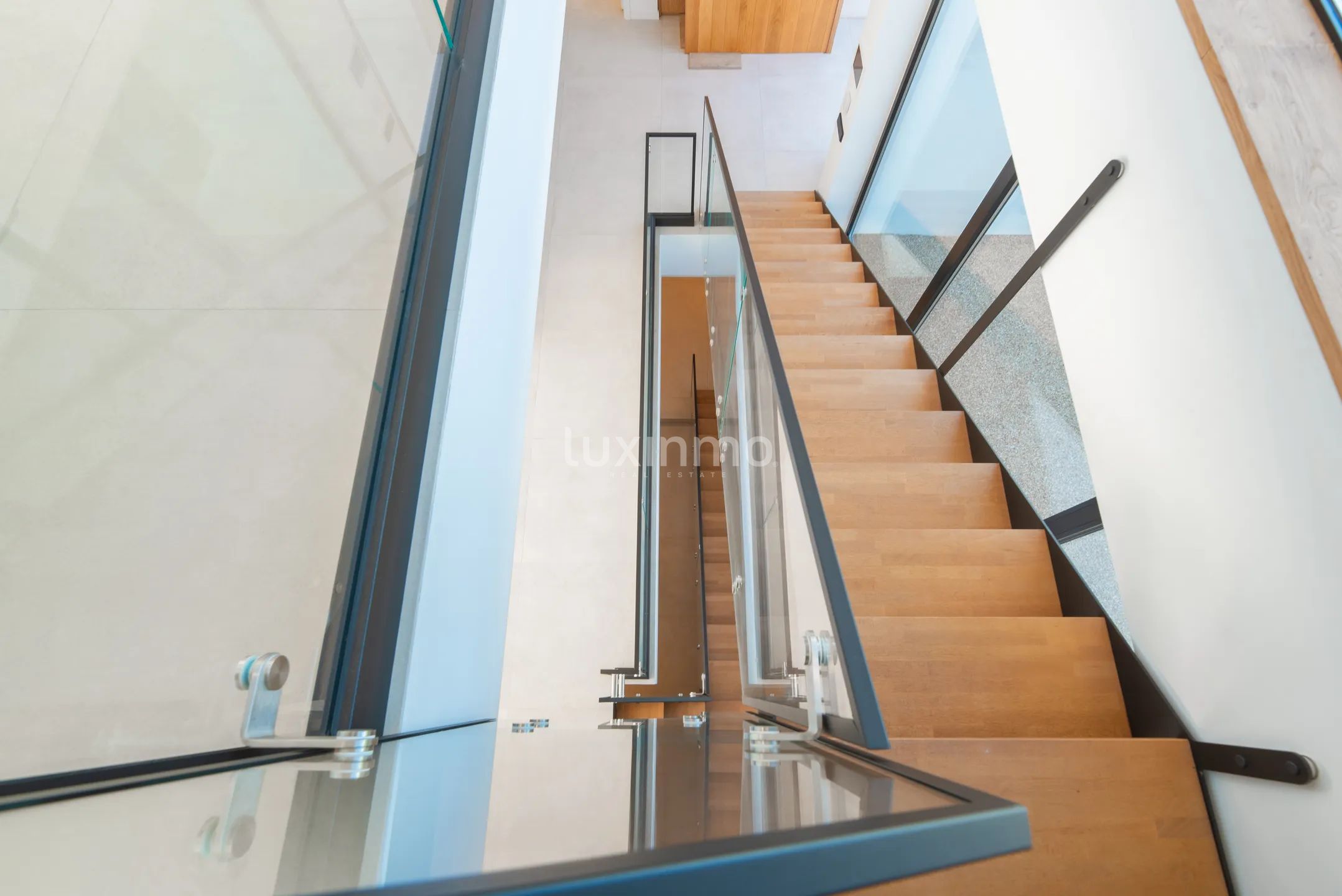 Chalet moderno a estrenar de 6 dormitorios en Sa Carroca — photo 26