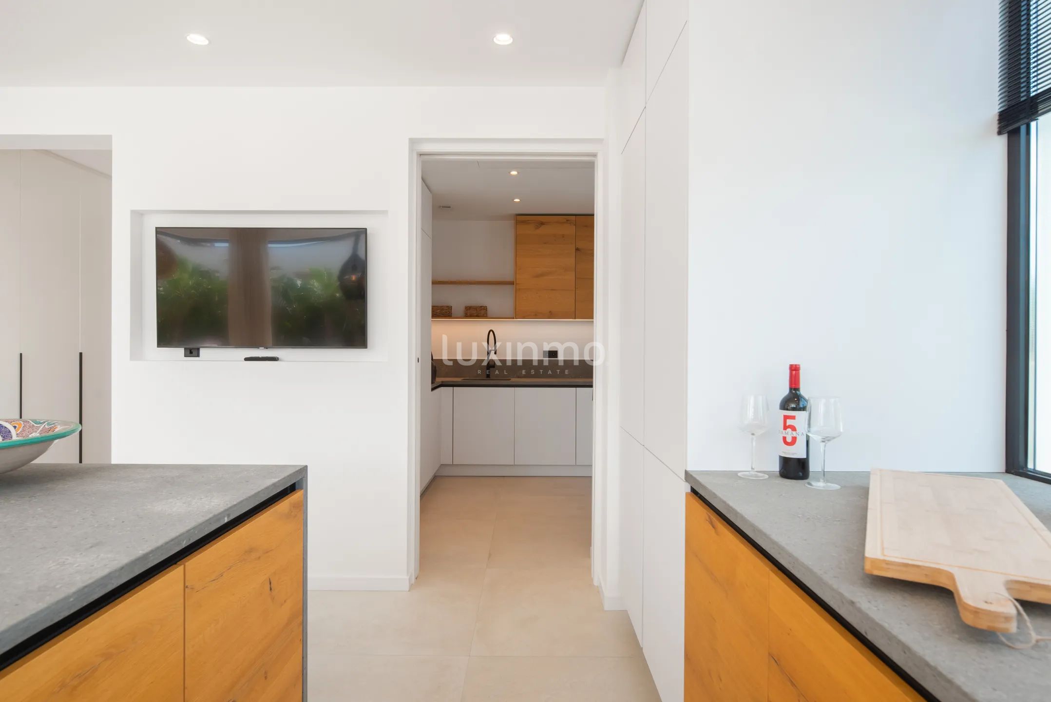 Chalet moderno a estrenar de 6 dormitorios en Sa Carroca — photo 19