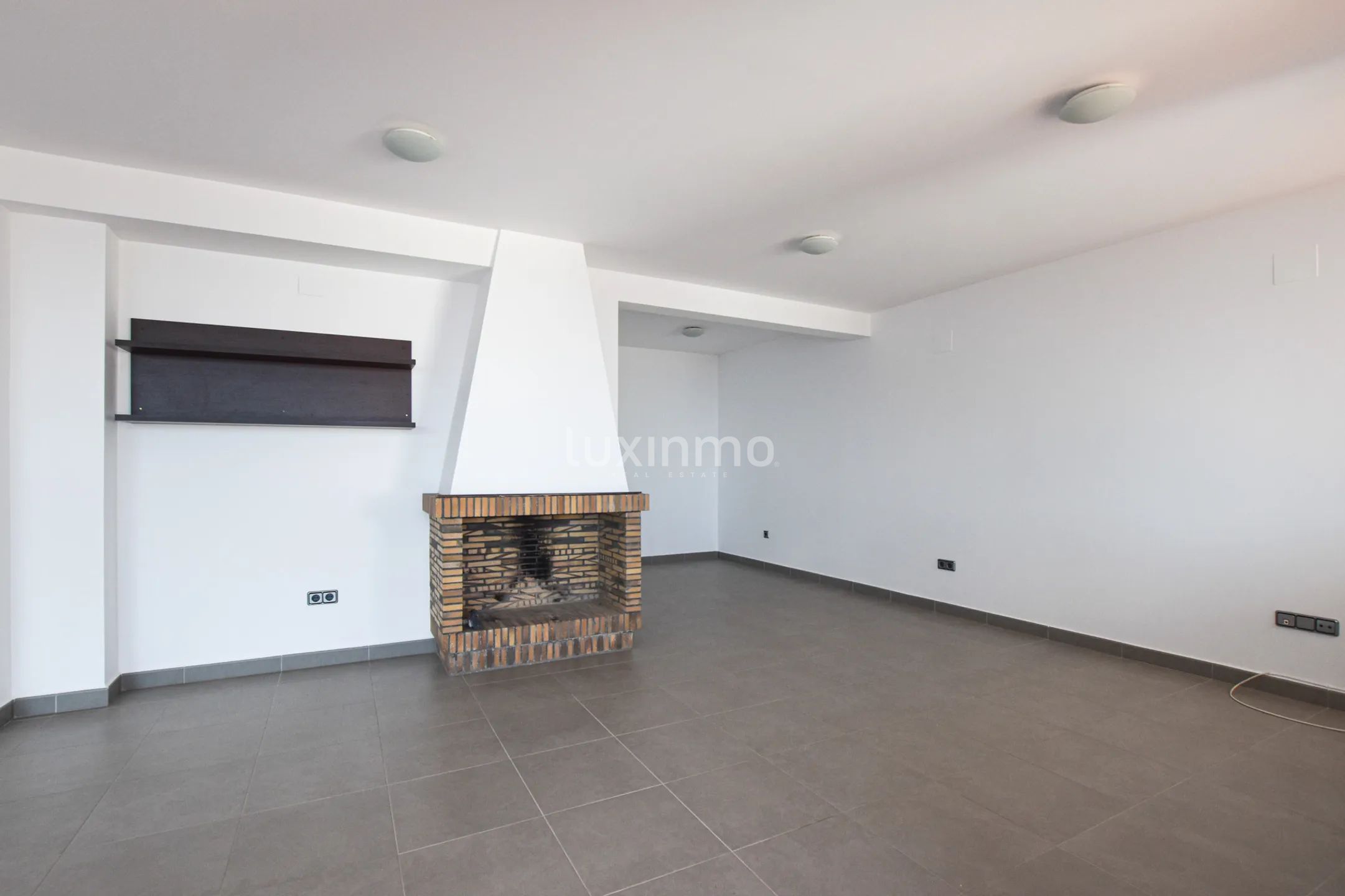 Charmigt parhus med havsutsikt att hyra i La Fustera Benissa — photo 26