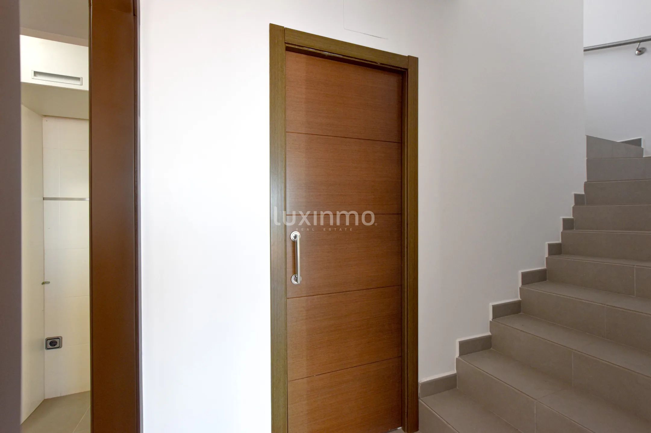 Charmigt parhus med havsutsikt att hyra i La Fustera Benissa — photo 21