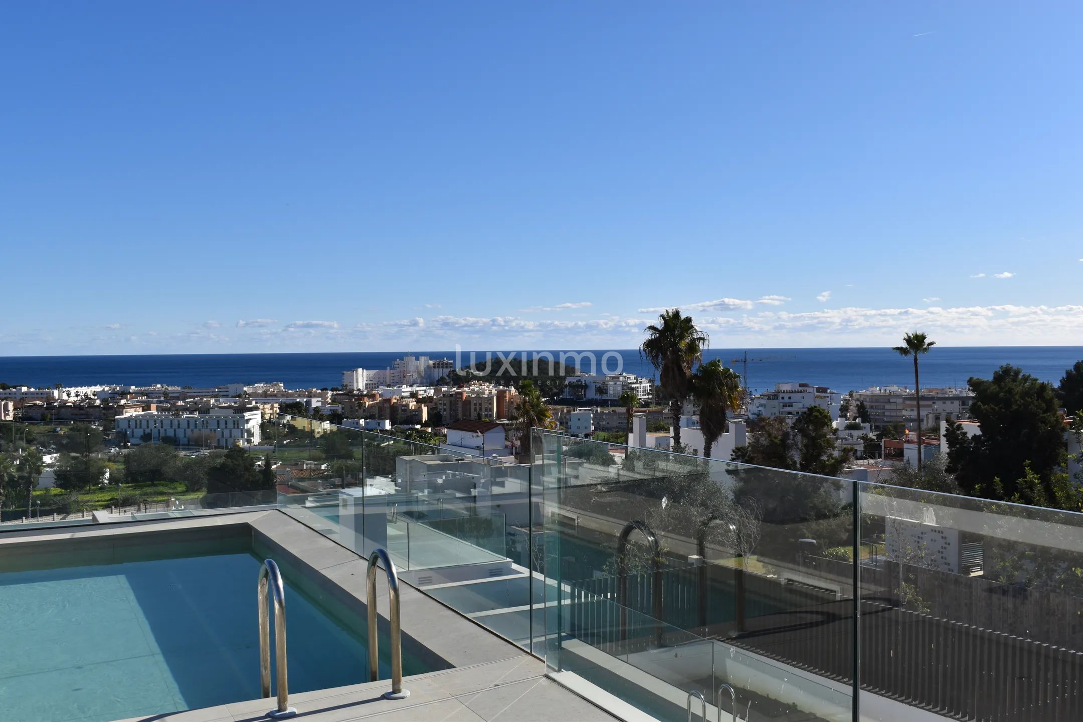 Modern Luxury Villa in Santa Eulalia del Río — photo 3