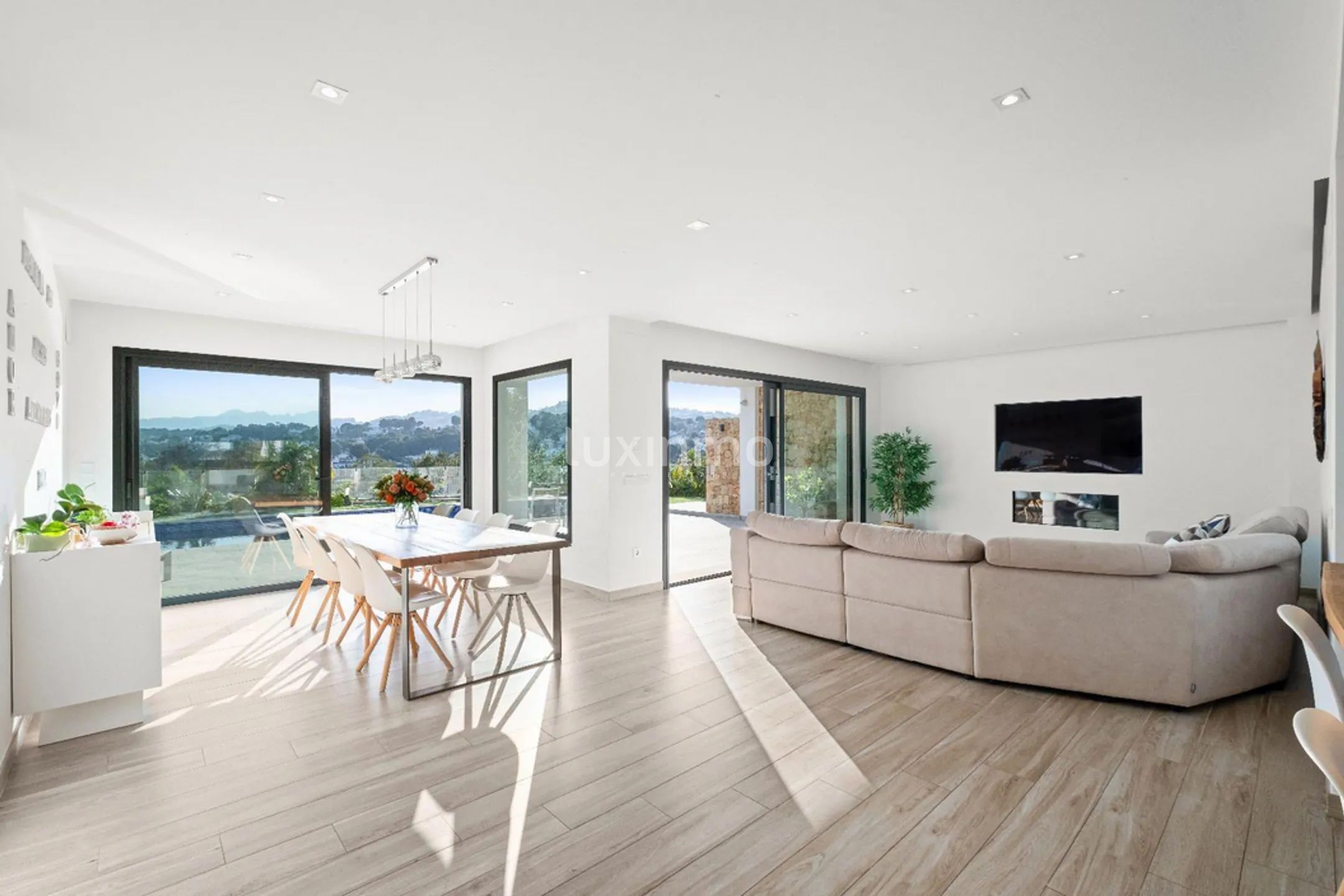 Luxurious 4-bedroom detached house with private pool in Moraira, Teulada — photo 34