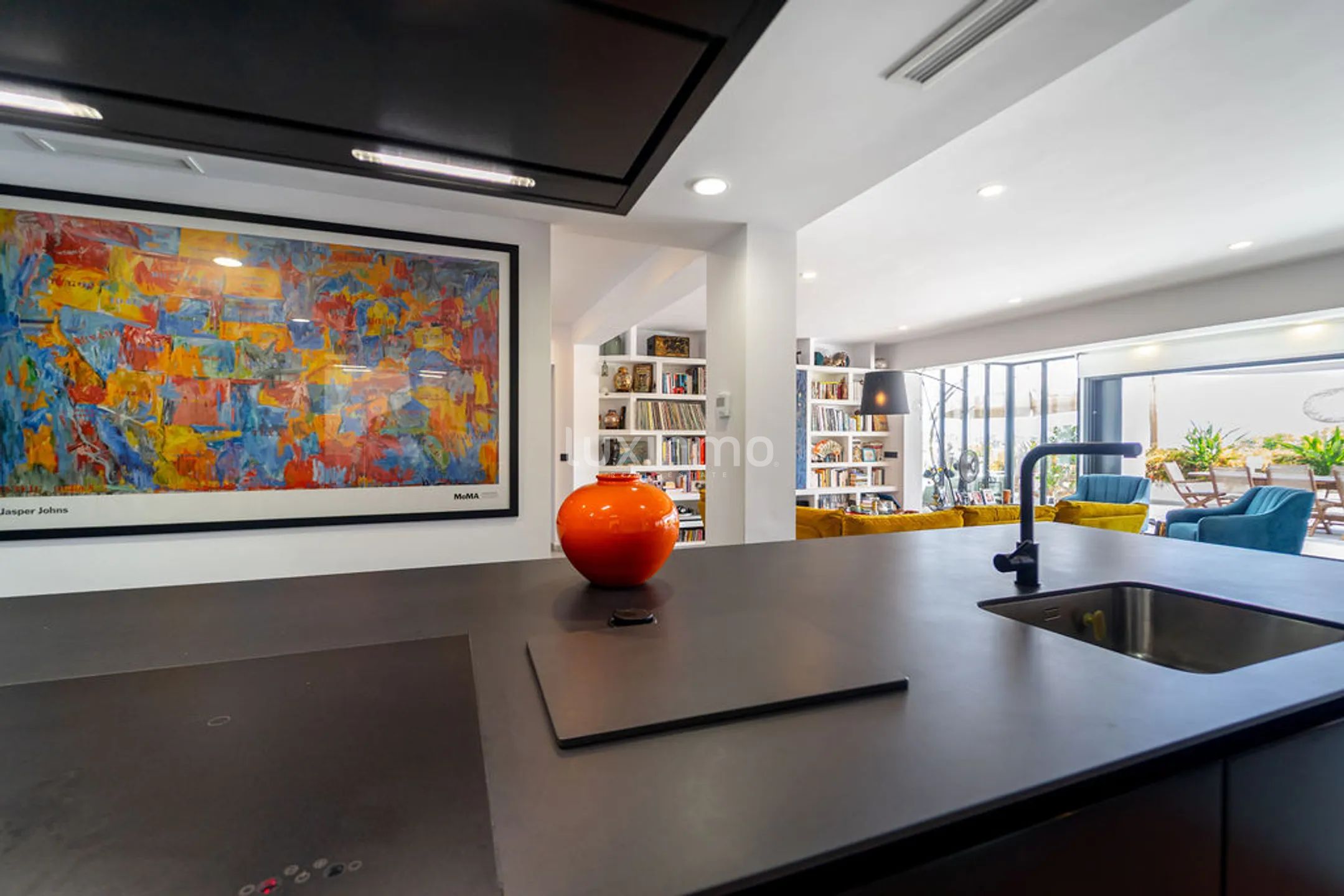 Modern villa with sea views in Benissa Costa — photo 6