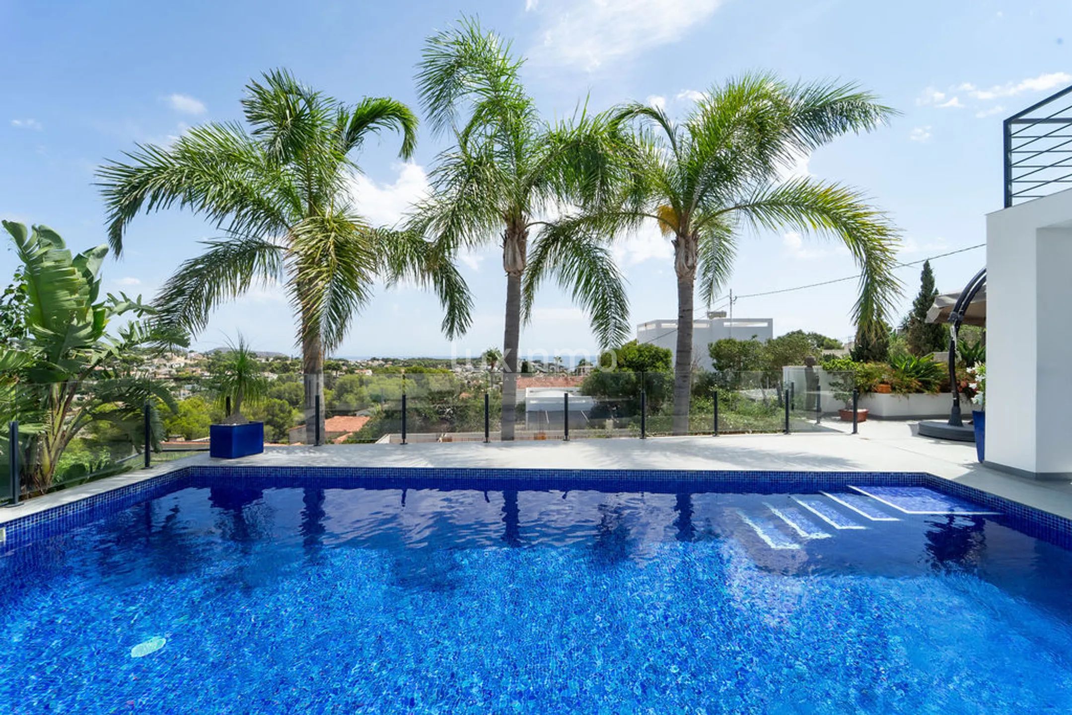 Modern villa with sea views in Benissa Costa — photo 3