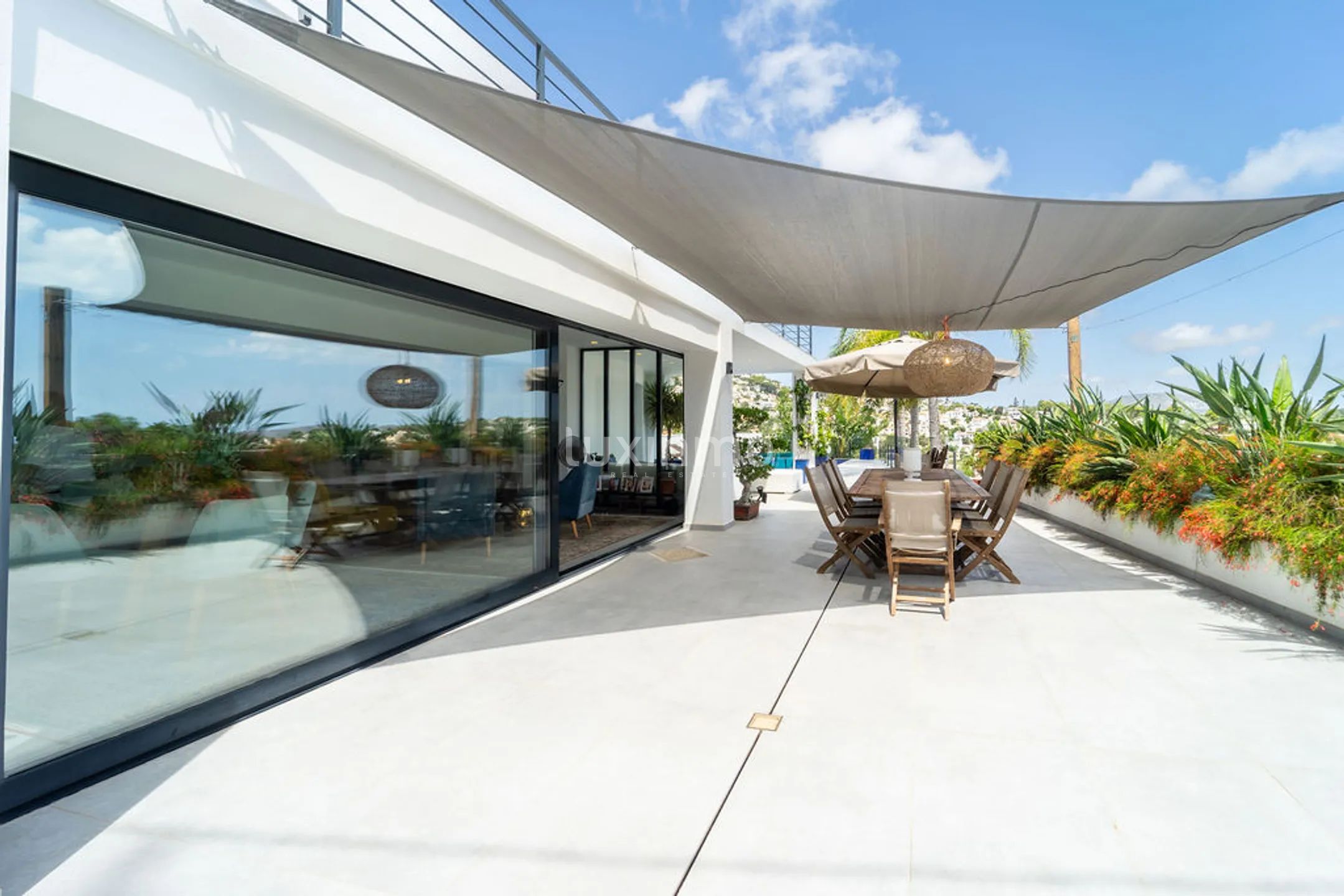 Modern villa with sea views in Benissa Costa — photo 5
