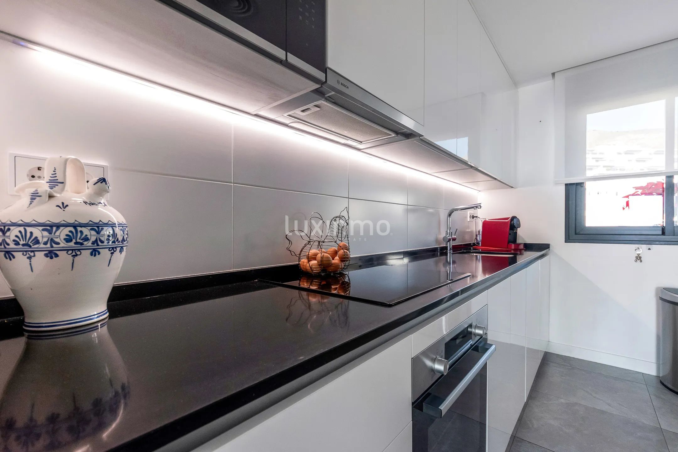 Modern penthouse with beautiful sea views in Balcon de Finestrat — photo 11