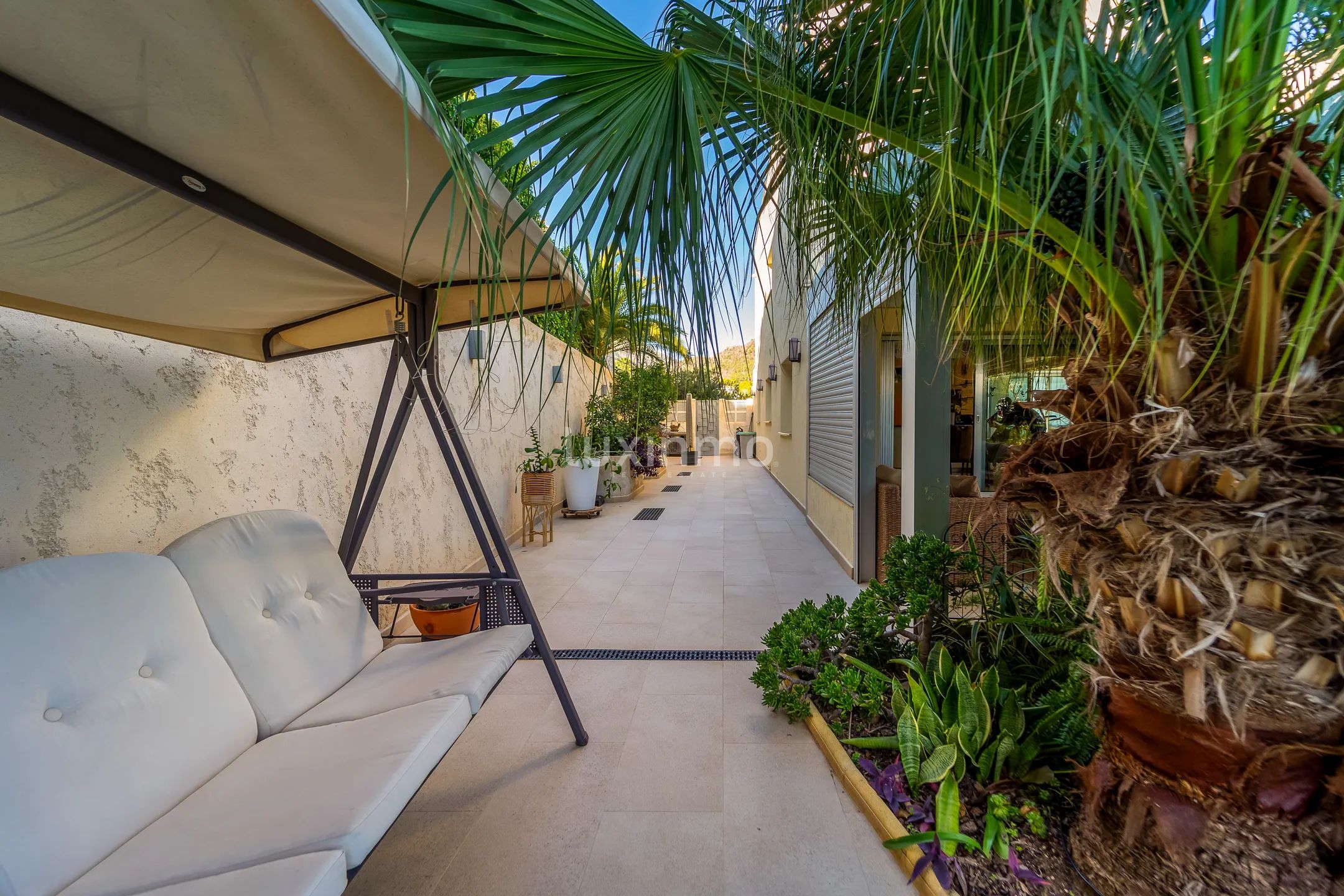 Exclusive luxury villa with panoramic sea views — photo 37