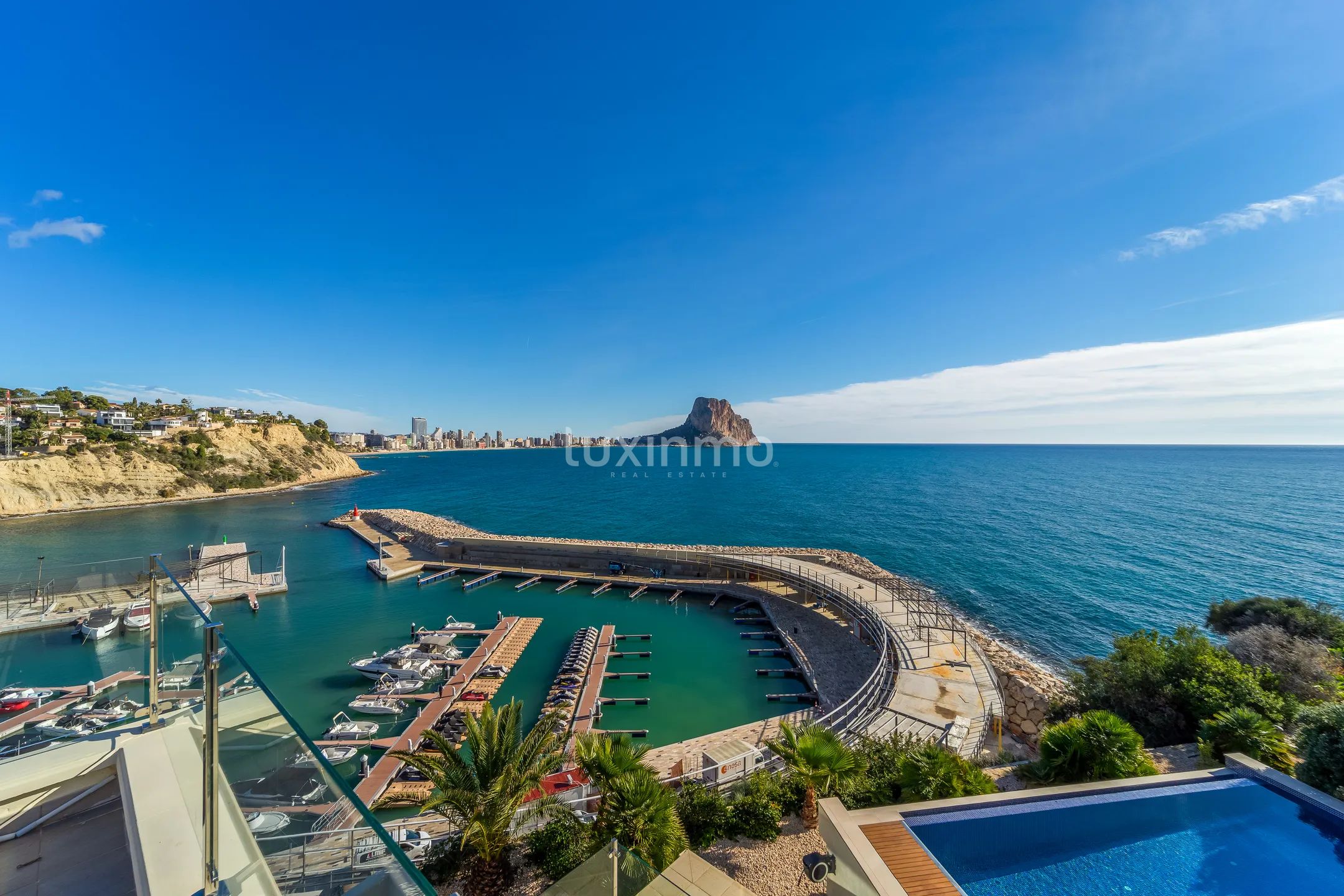 Exclusive luxury villa with panoramic sea views — photo 45