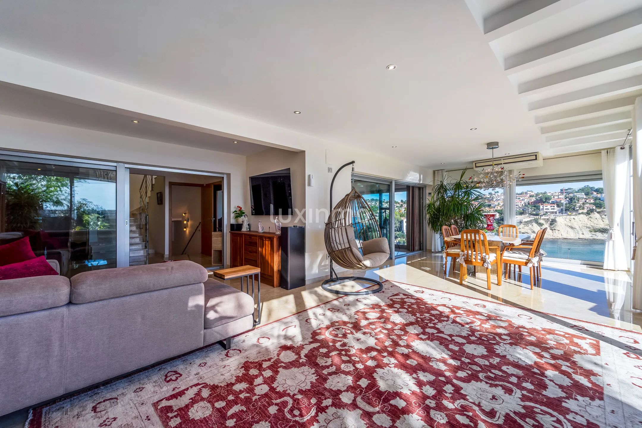 Exclusive luxury villa with panoramic sea views — photo 7