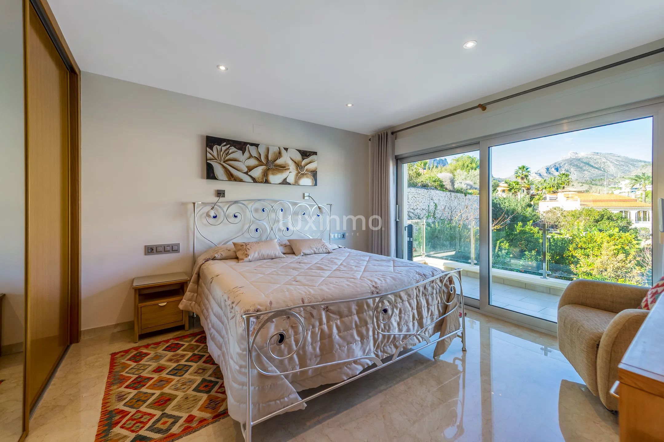 Exclusive luxury villa with panoramic sea views — photo 26