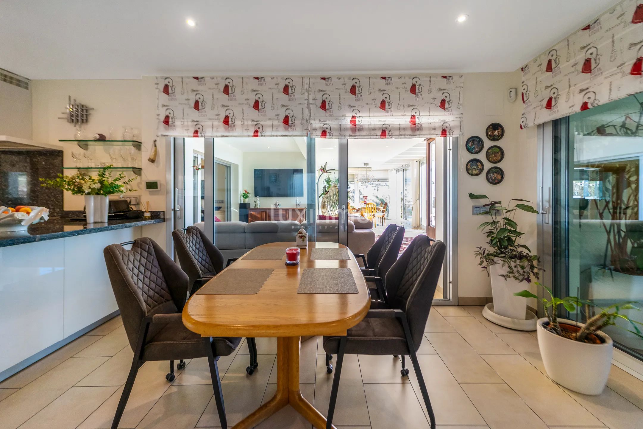 Exclusive luxury villa with panoramic sea views — photo 15