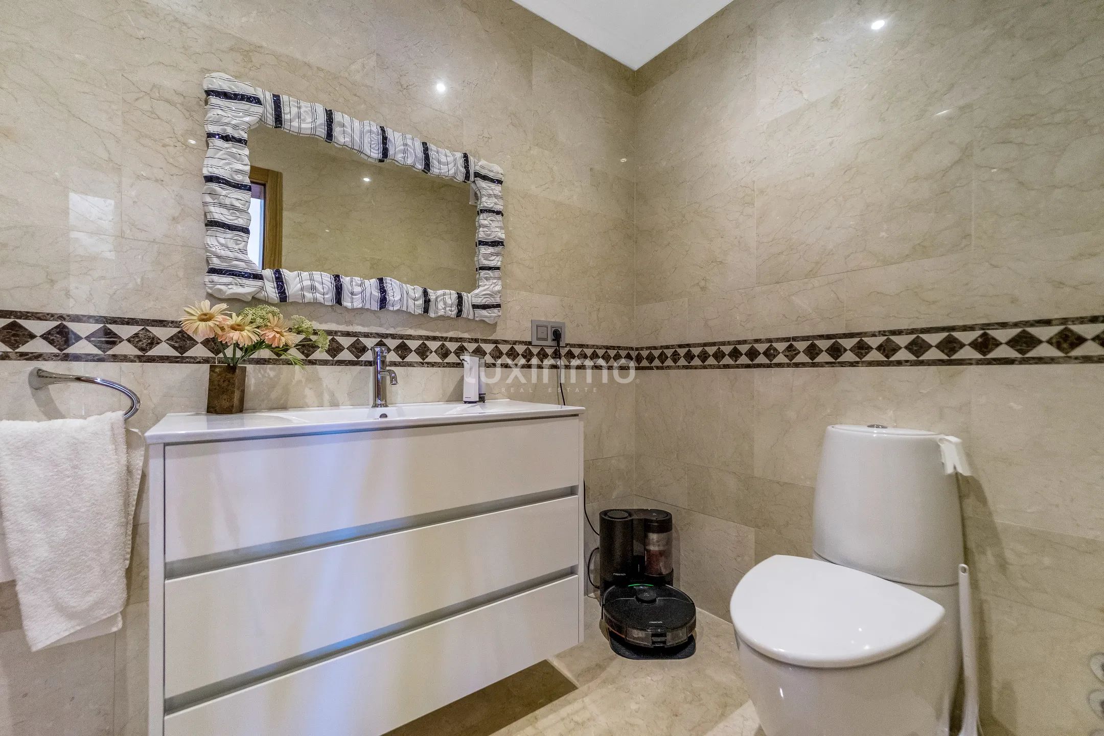 Exclusive luxury villa with panoramic sea views — photo 11