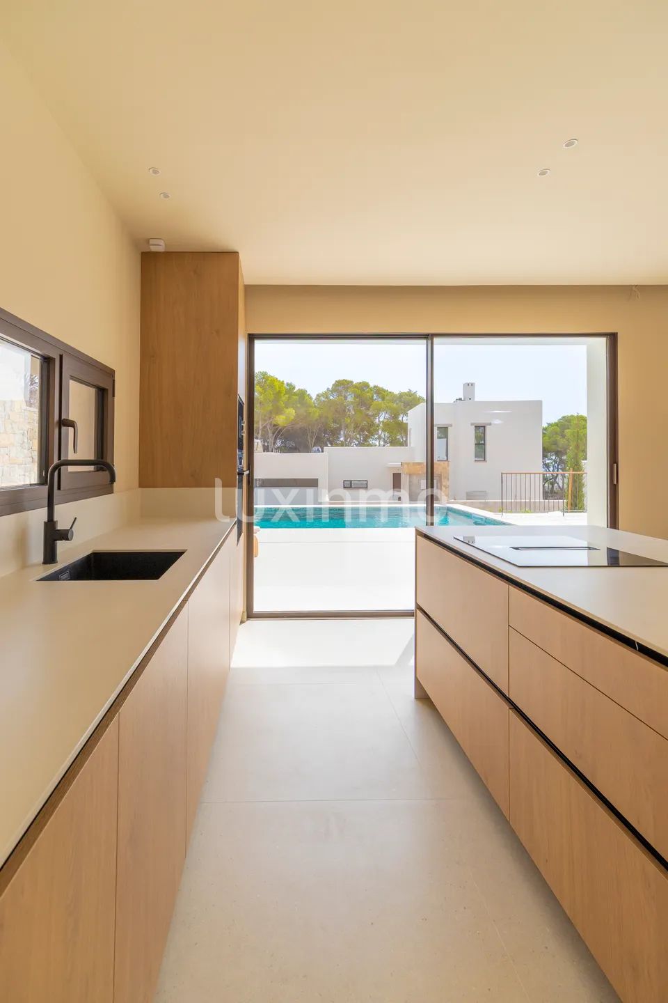 Modern Villa in Moraira — photo 7