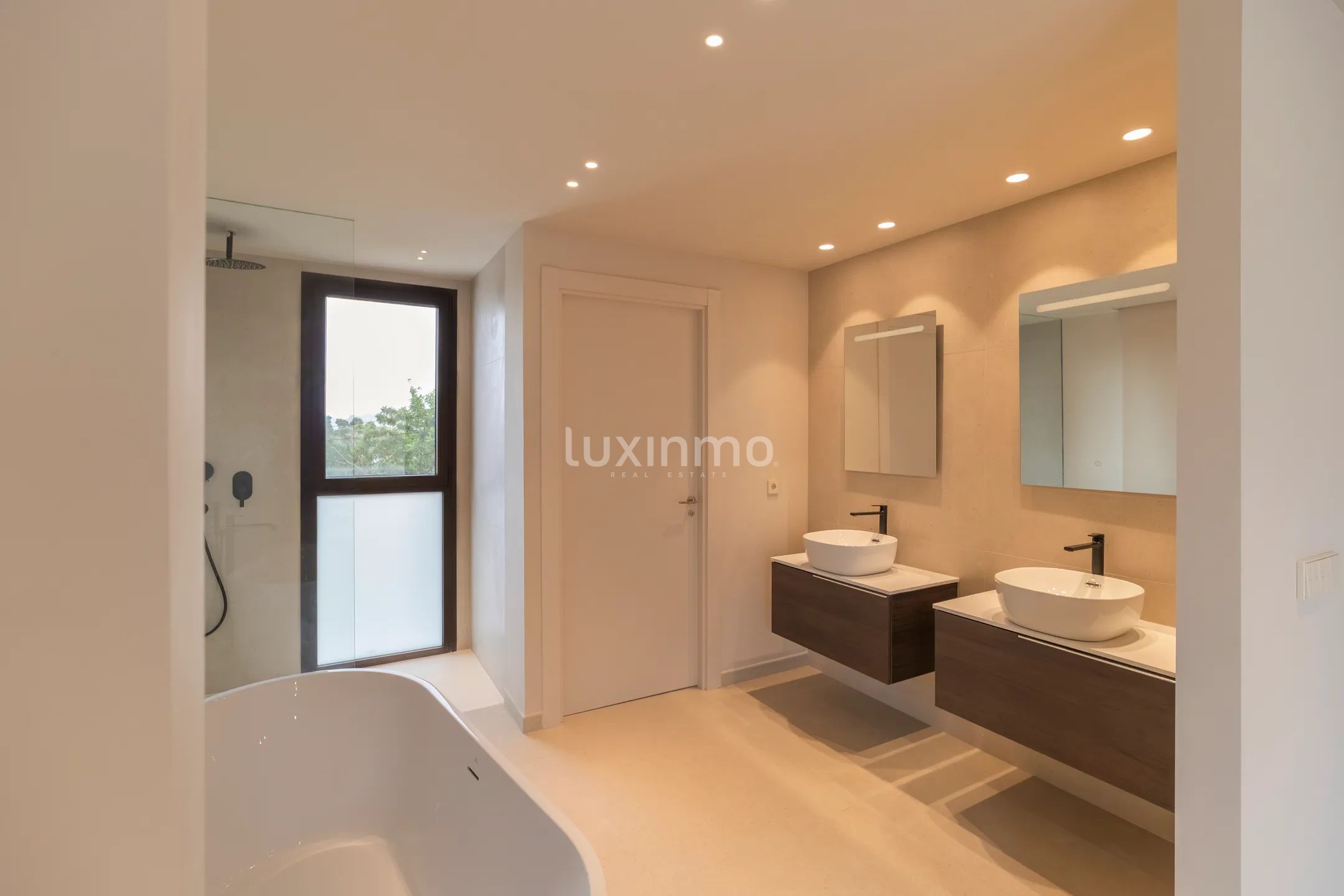 Modern Villa in Moraira — photo 12