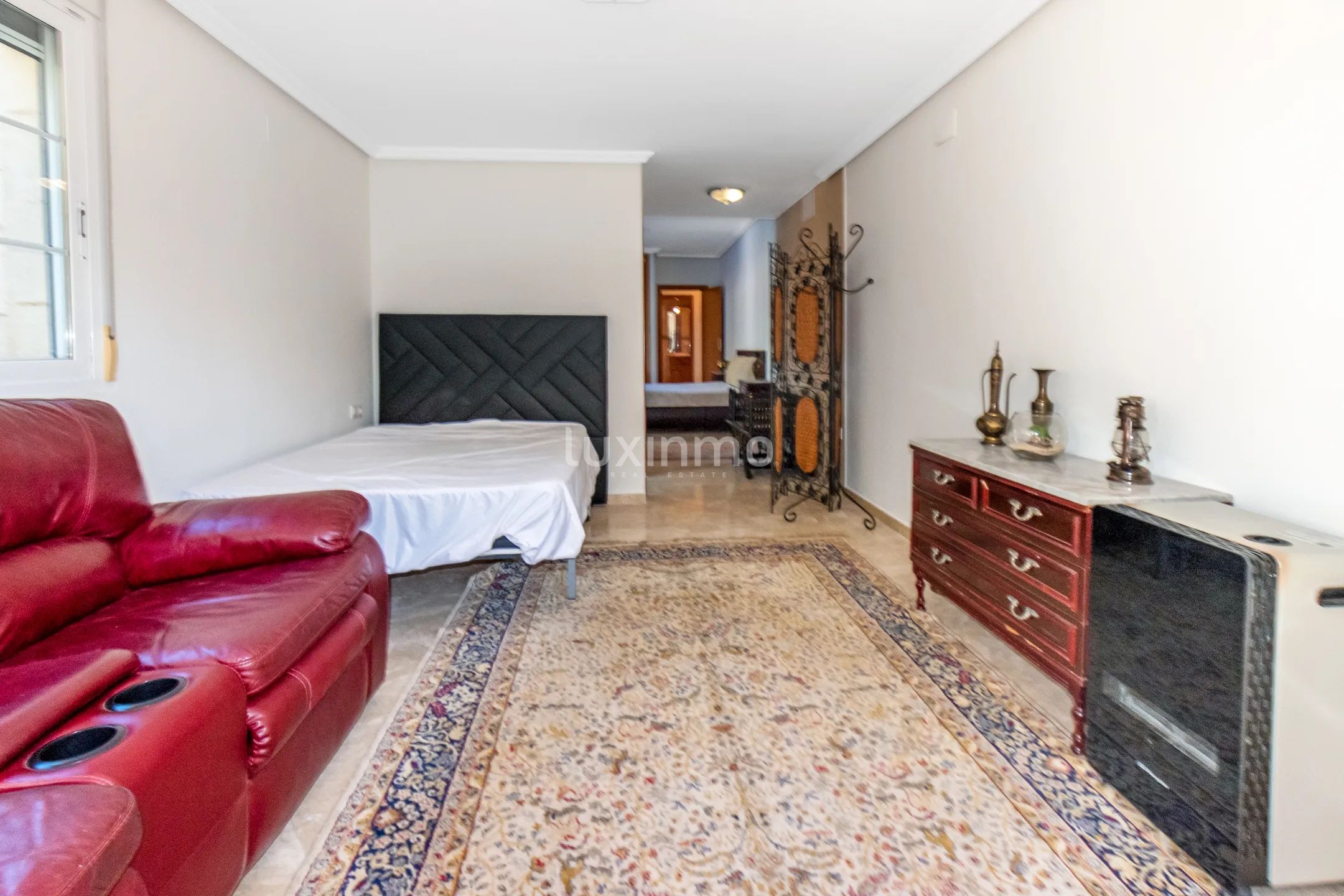 Villa with private pool for rent in La Nucia — photo 16