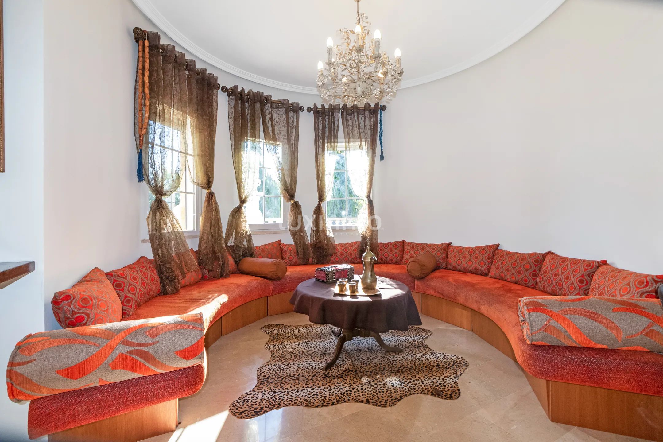 Villa with private pool for rent in La Nucia — photo 9