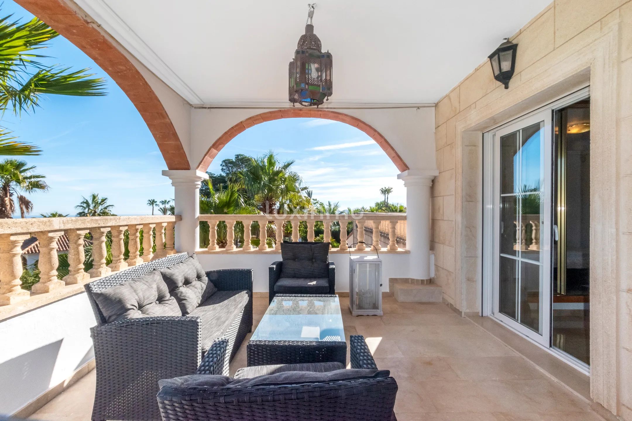 Villa with private pool for rent in La Nucia — photo 23