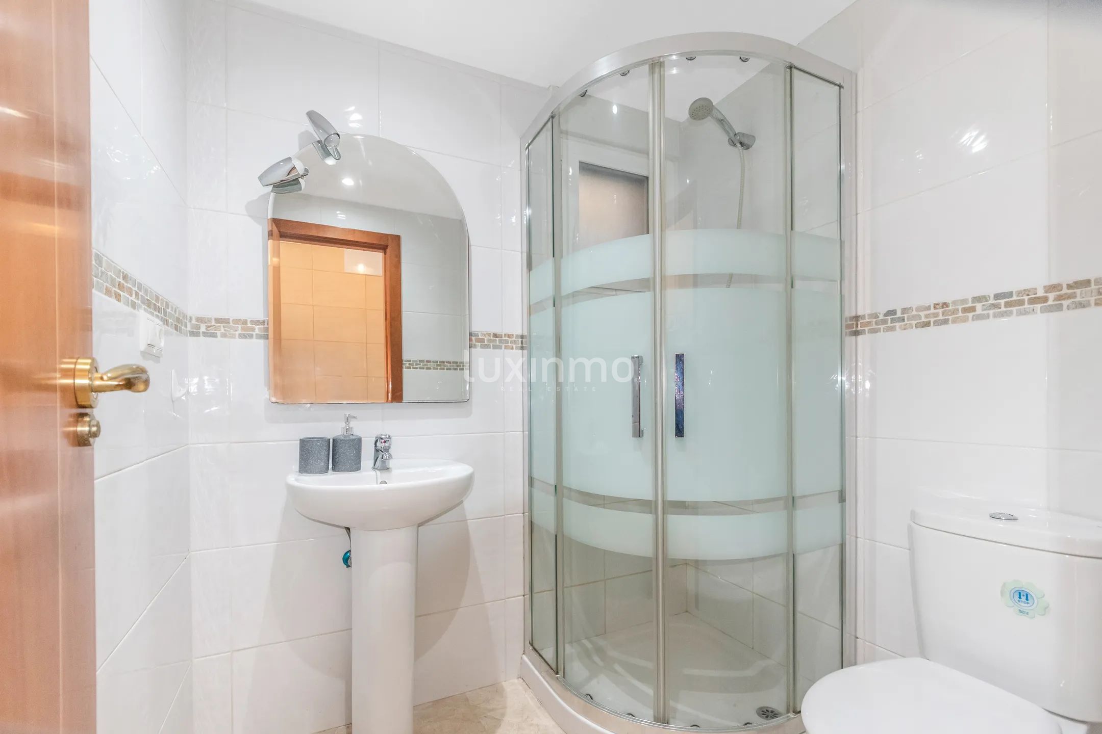 Villa with private pool for rent in La Nucia — photo 17