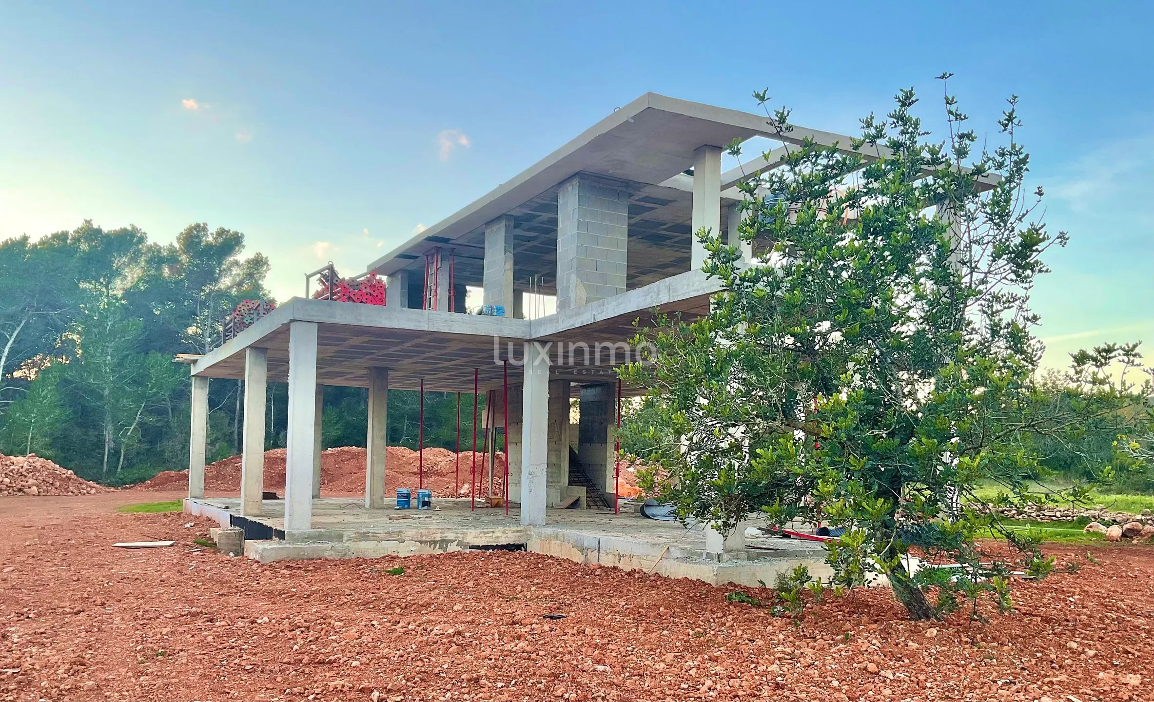 Exklusives Grundstück mit Luxusvillenprojekt 300 m von Cala Nova entfernt - Ibiza Nord — photo 2