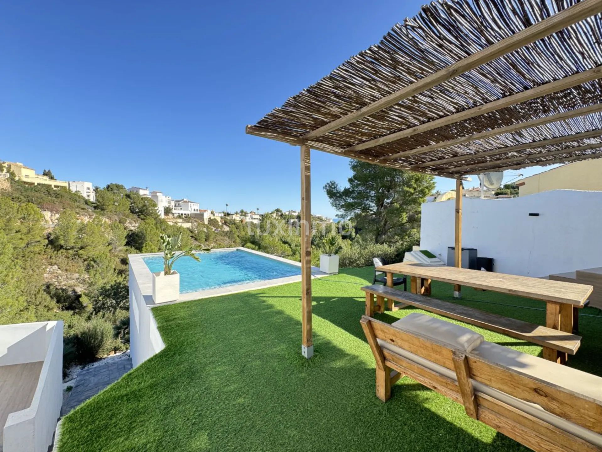 Mediterranean villa with tourist licence in La Pedrera, Denia — photo 17