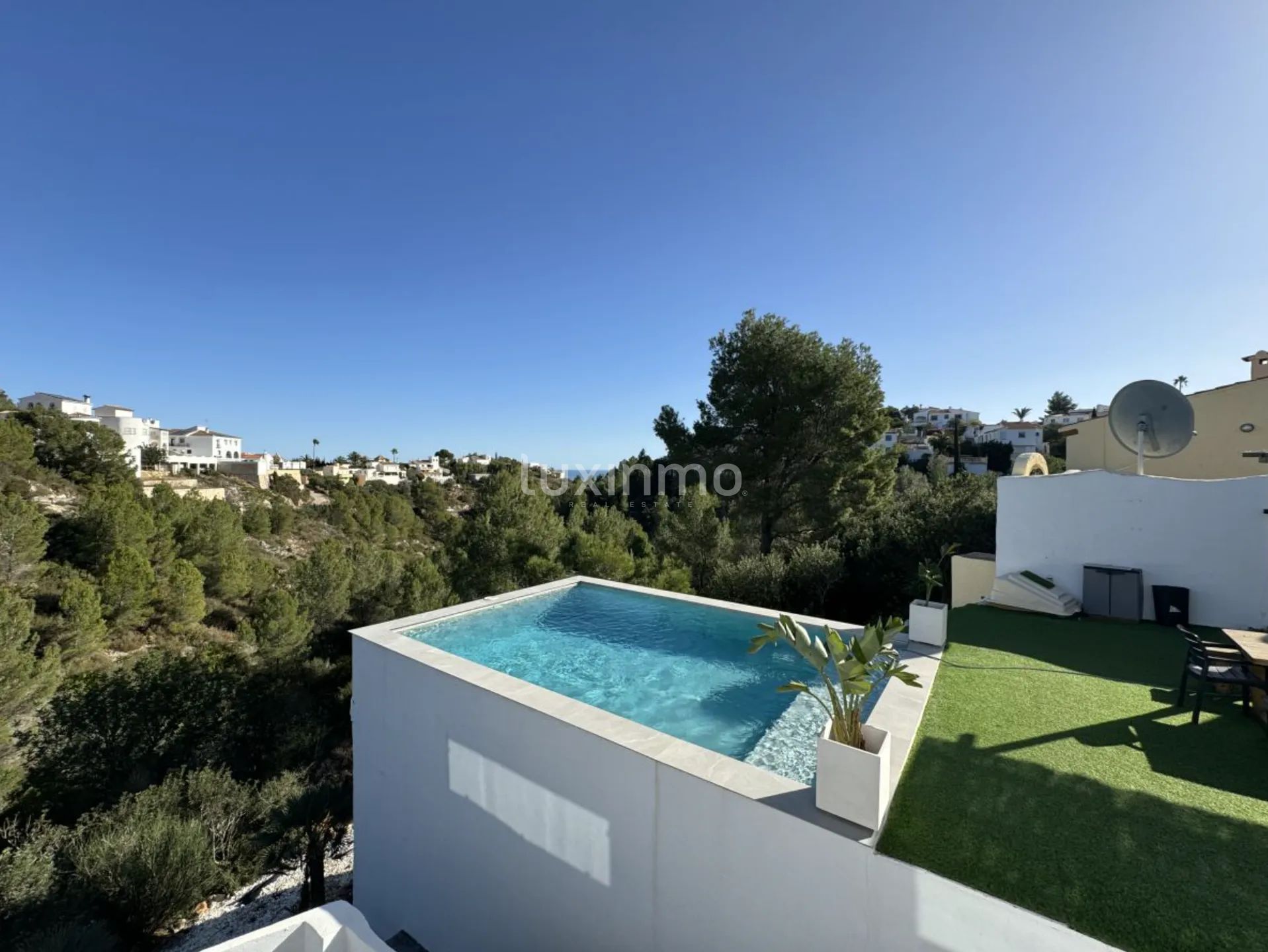 Mediterranean villa with tourist licence in La Pedrera, Denia — photo 28