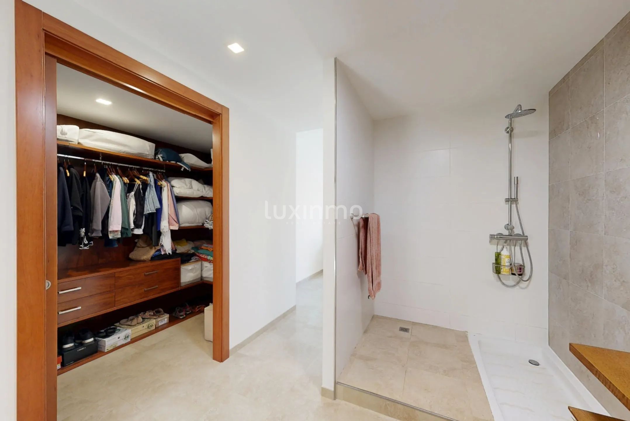 Villa med 5 sovrum, solpaneler, pool och havsutsikt i Alicante — photo 26