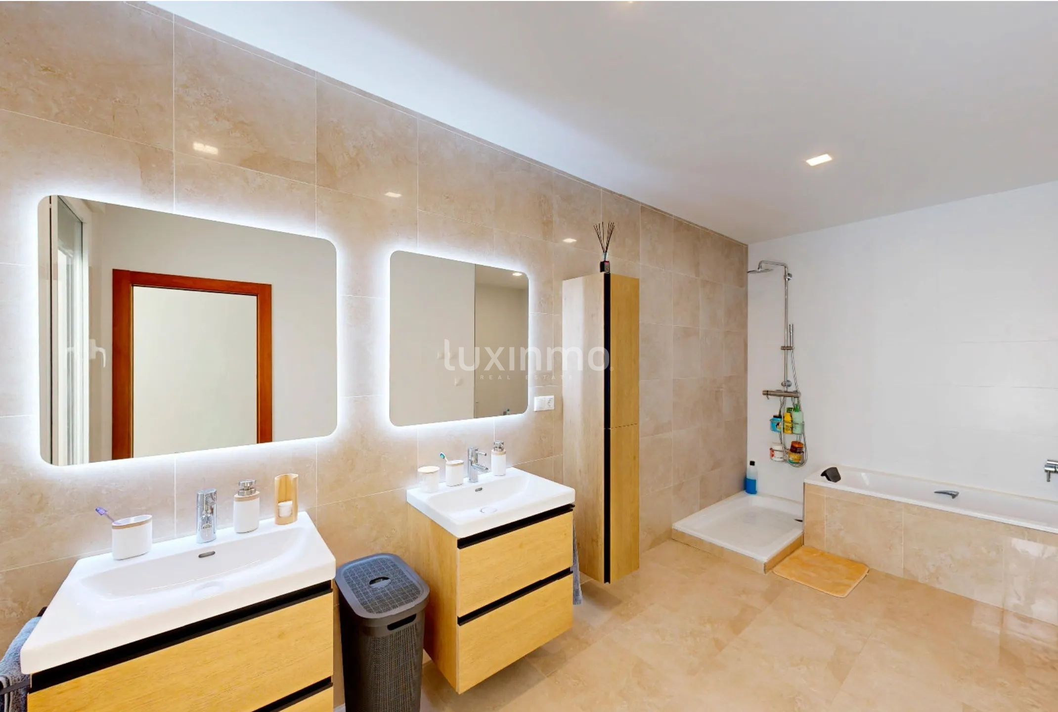 Villa med 5 sovrum, solpaneler, pool och havsutsikt i Alicante — photo 22