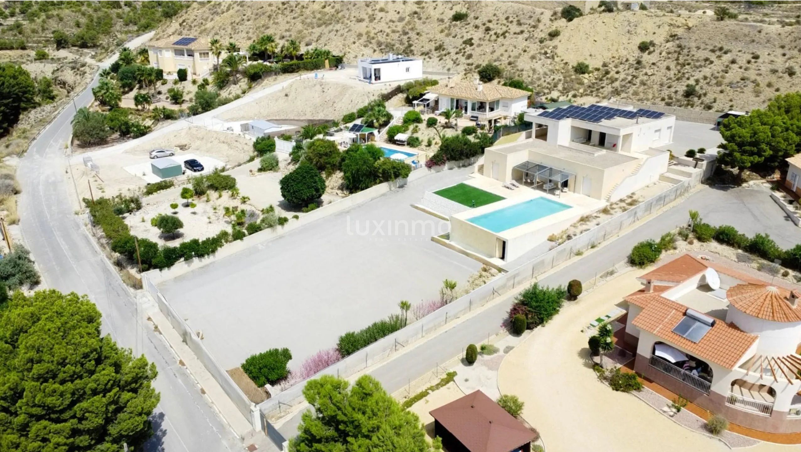 Villa med 5 sovrum, solpaneler, pool och havsutsikt i Alicante — photo 34