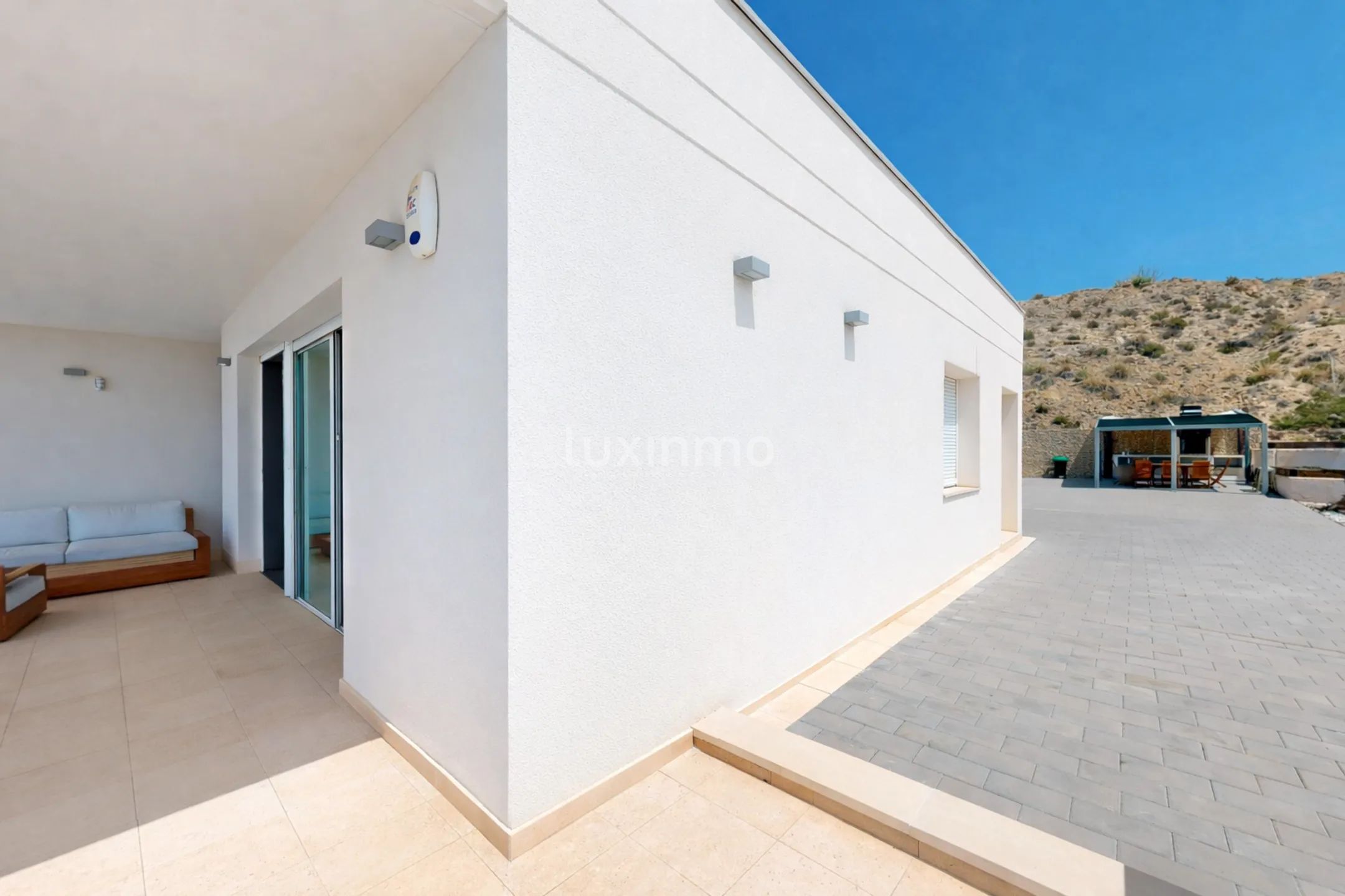 Villa met 5 slaapkamers, zonnepanelen, zwembad en uitzicht op zee in Alicante — photo 11