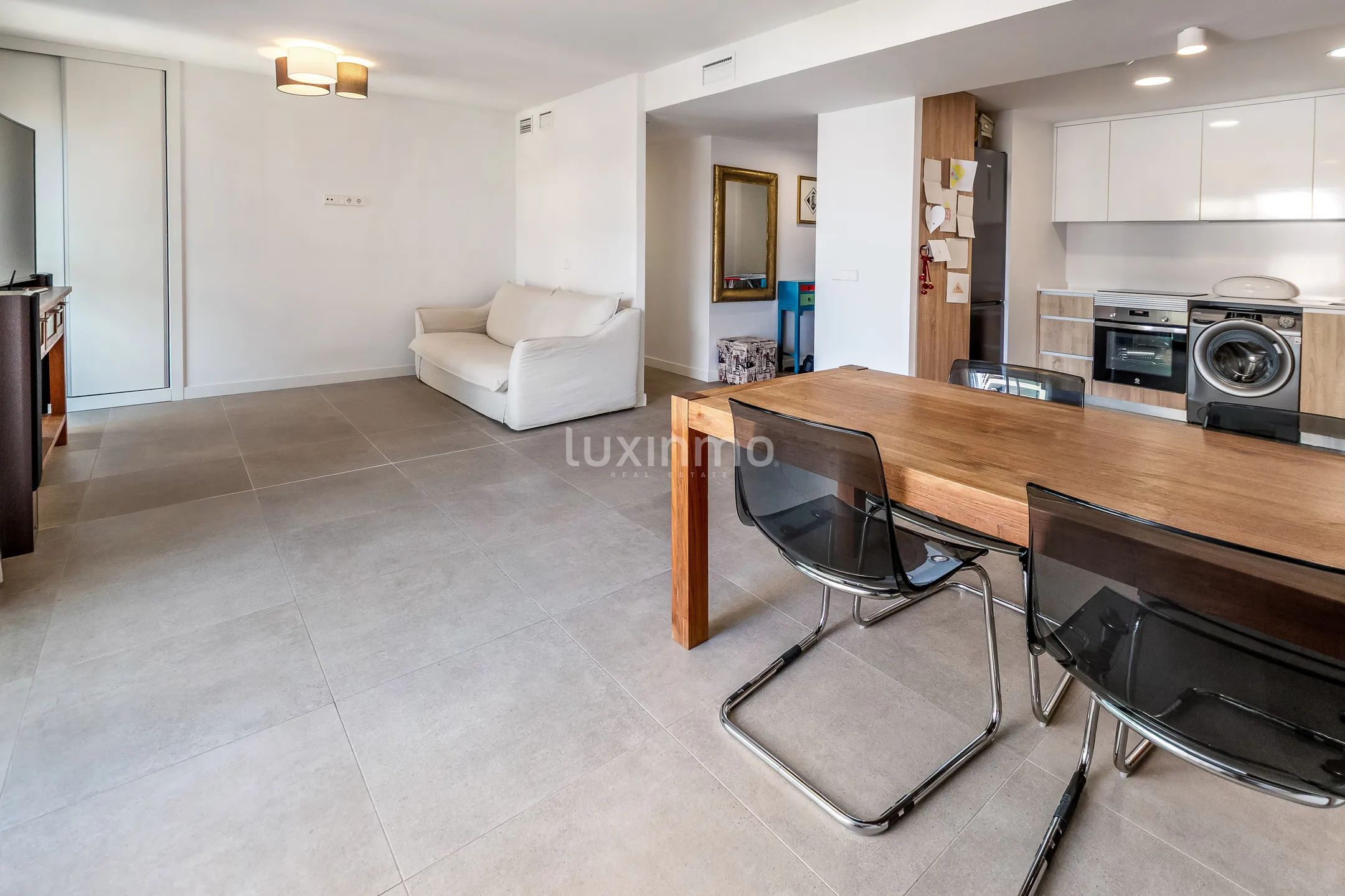 Modern 2-bedroom flat with sea and mountain views in Calpe — photo 7