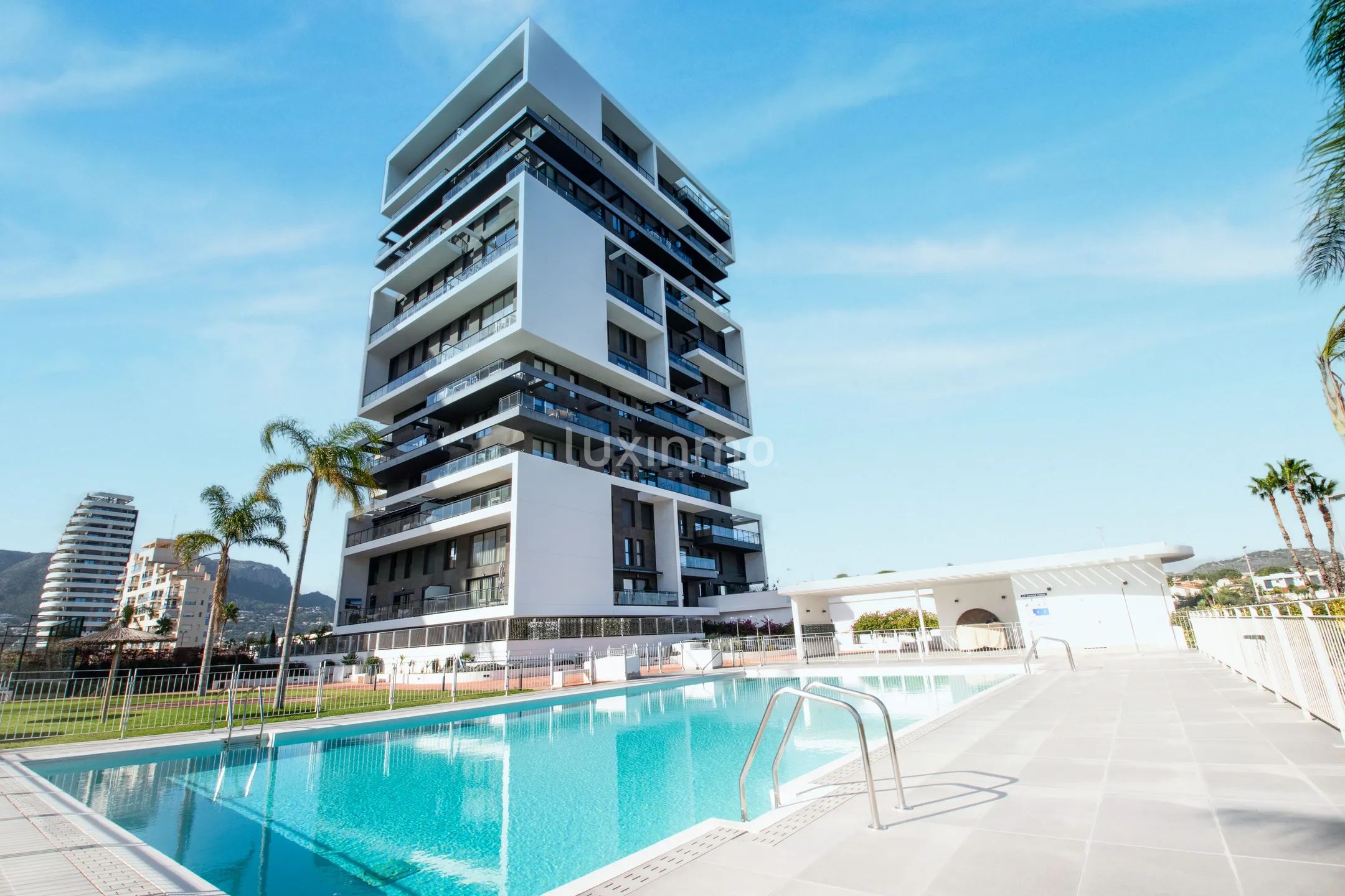 Modern appartement met 3 slaapkamers en uitzicht op zee en de bergen in Calpe