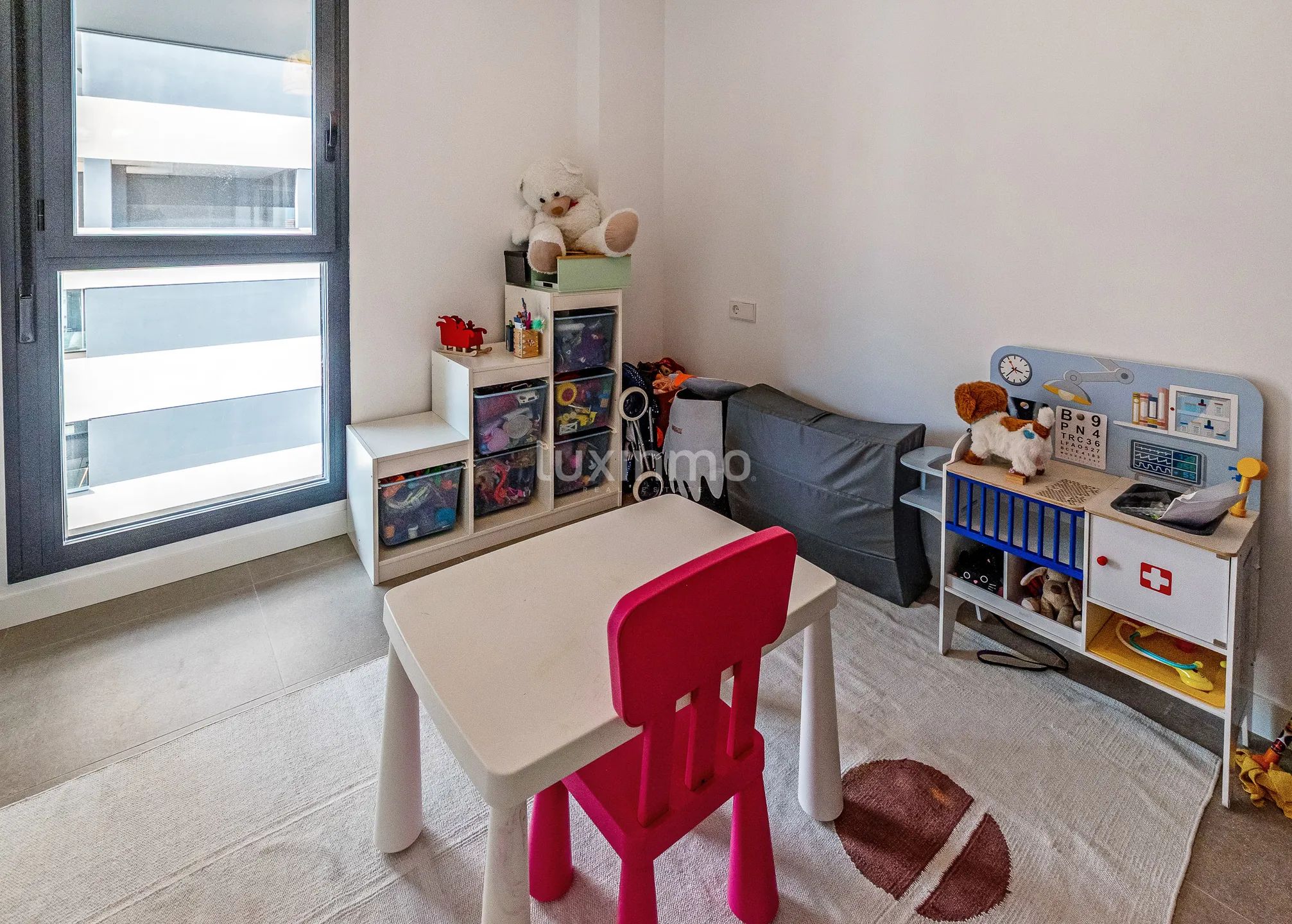Modern 2-bedroom flat with sea and mountain views in Calpe — photo 16
