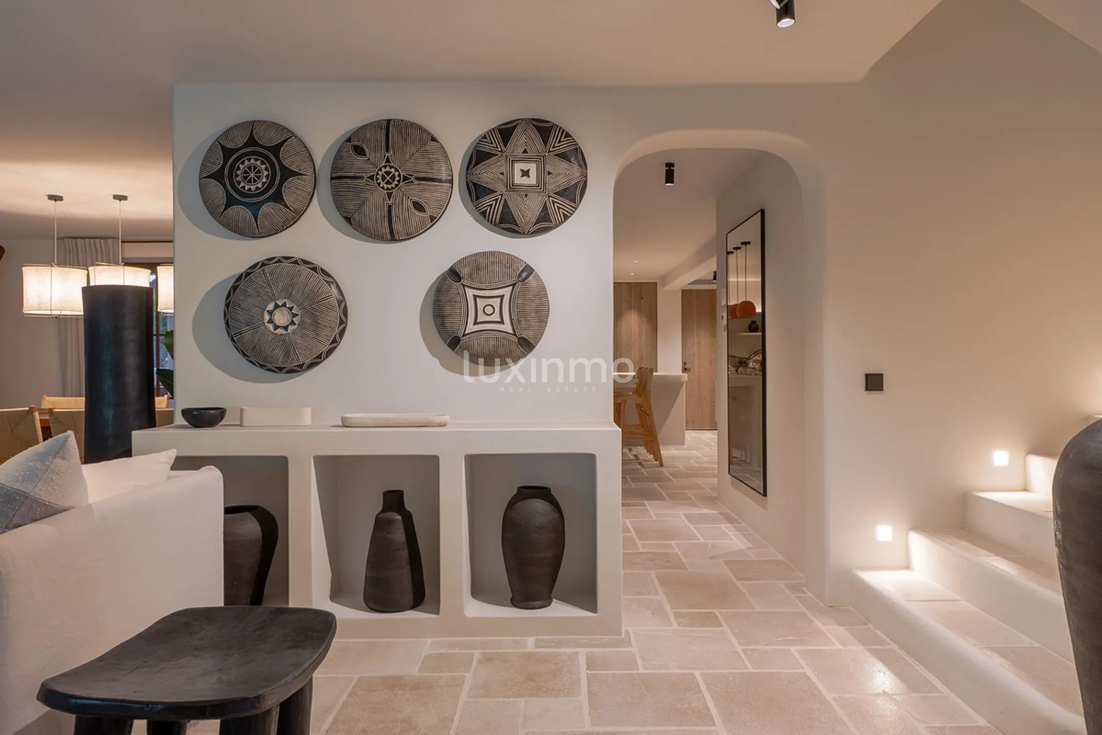 An bicencan retreat where organic design meets island living — photo 61