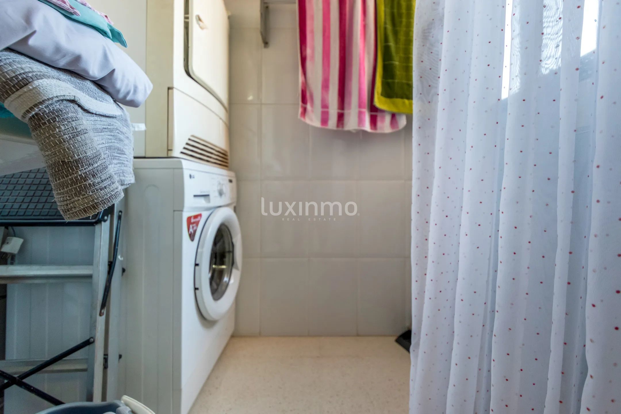 Charming apartment with sea and mountain views in Benidorm Poniente — photo 17