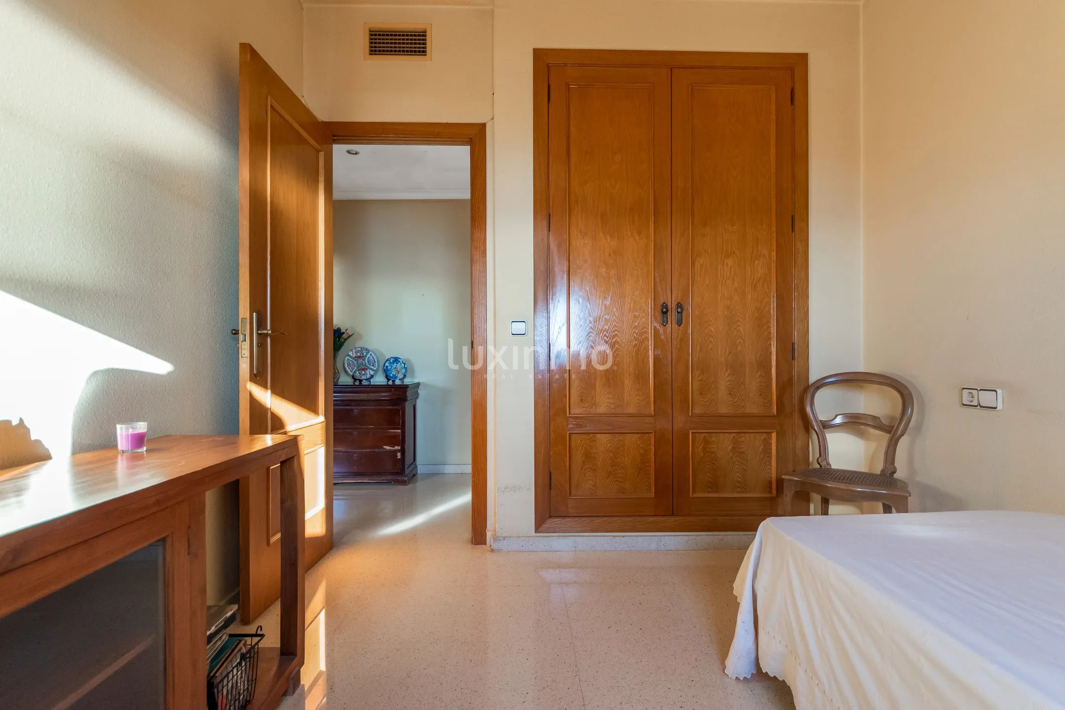 Charming apartment with sea and mountain views in Benidorm Poniente — photo 21