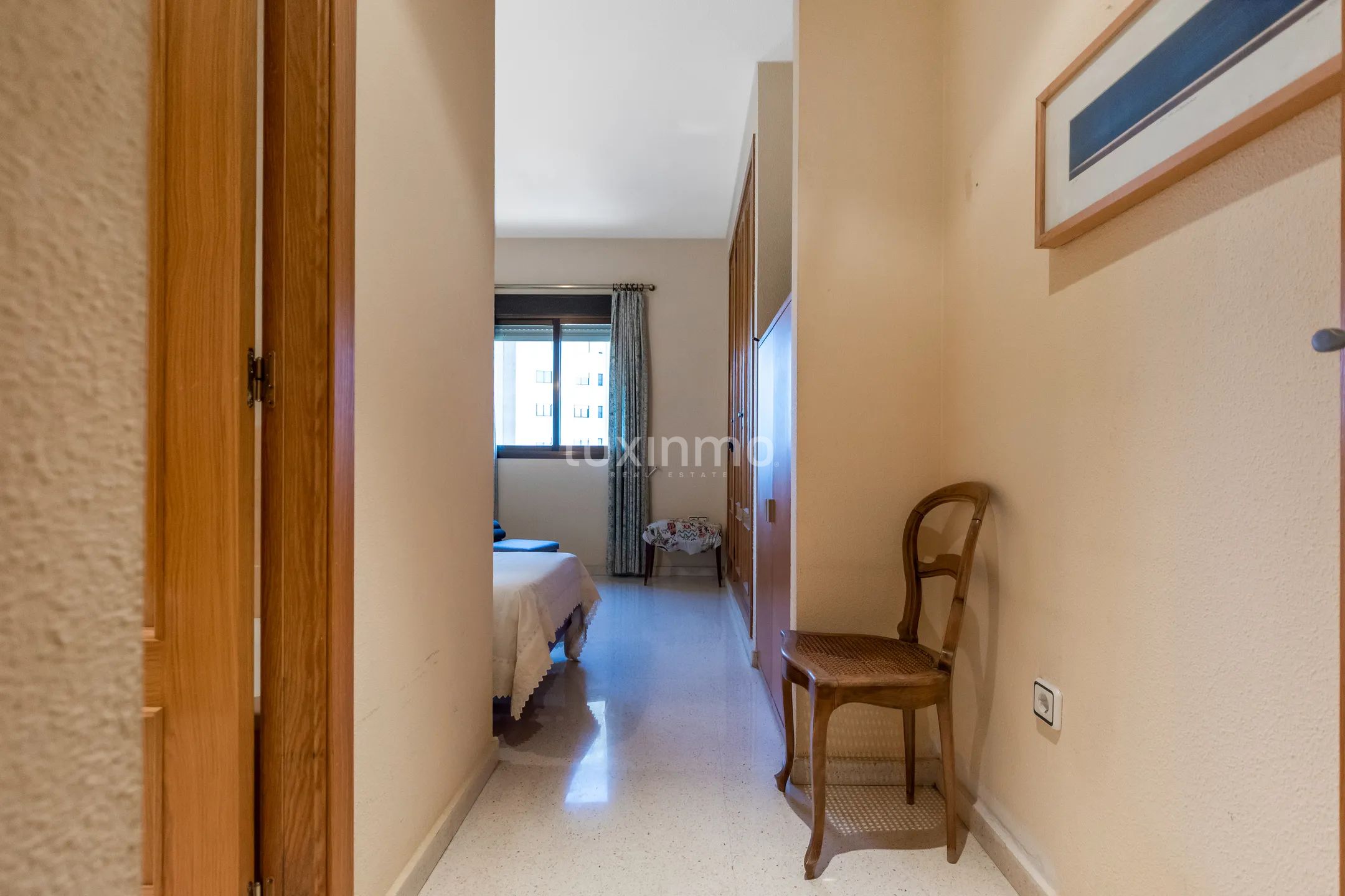 Charming apartment with sea and mountain views in Benidorm Poniente — photo 10