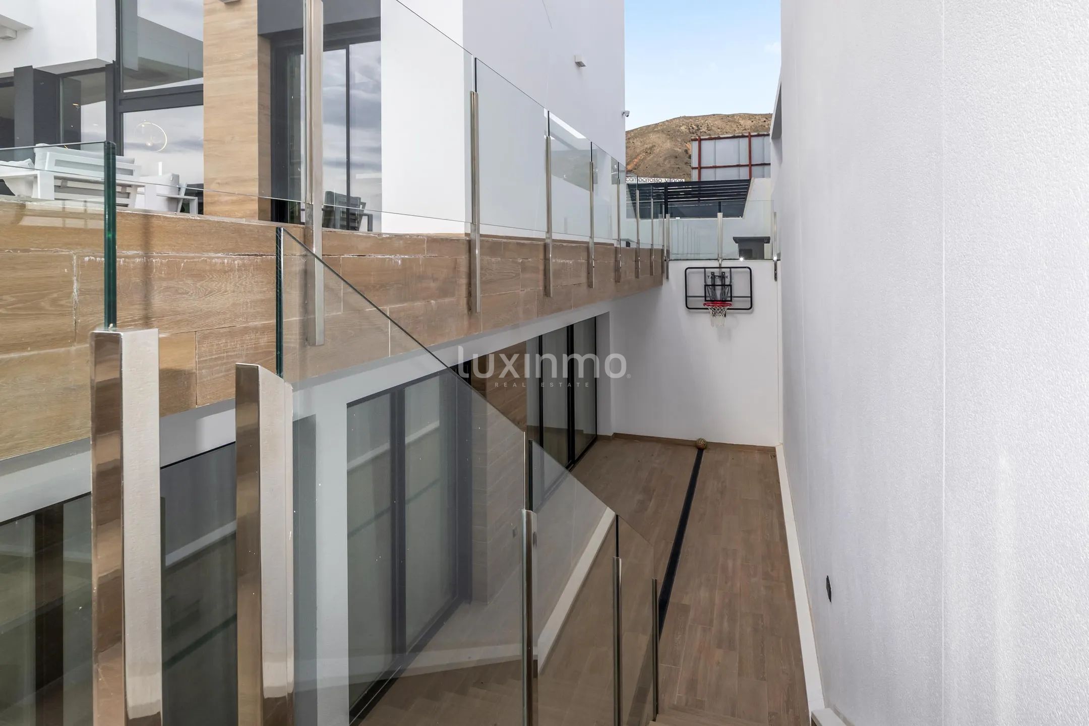 Luxuriöse 4-Schlafzimmer-Villa mit Meerblick in Finestrat — photo 35