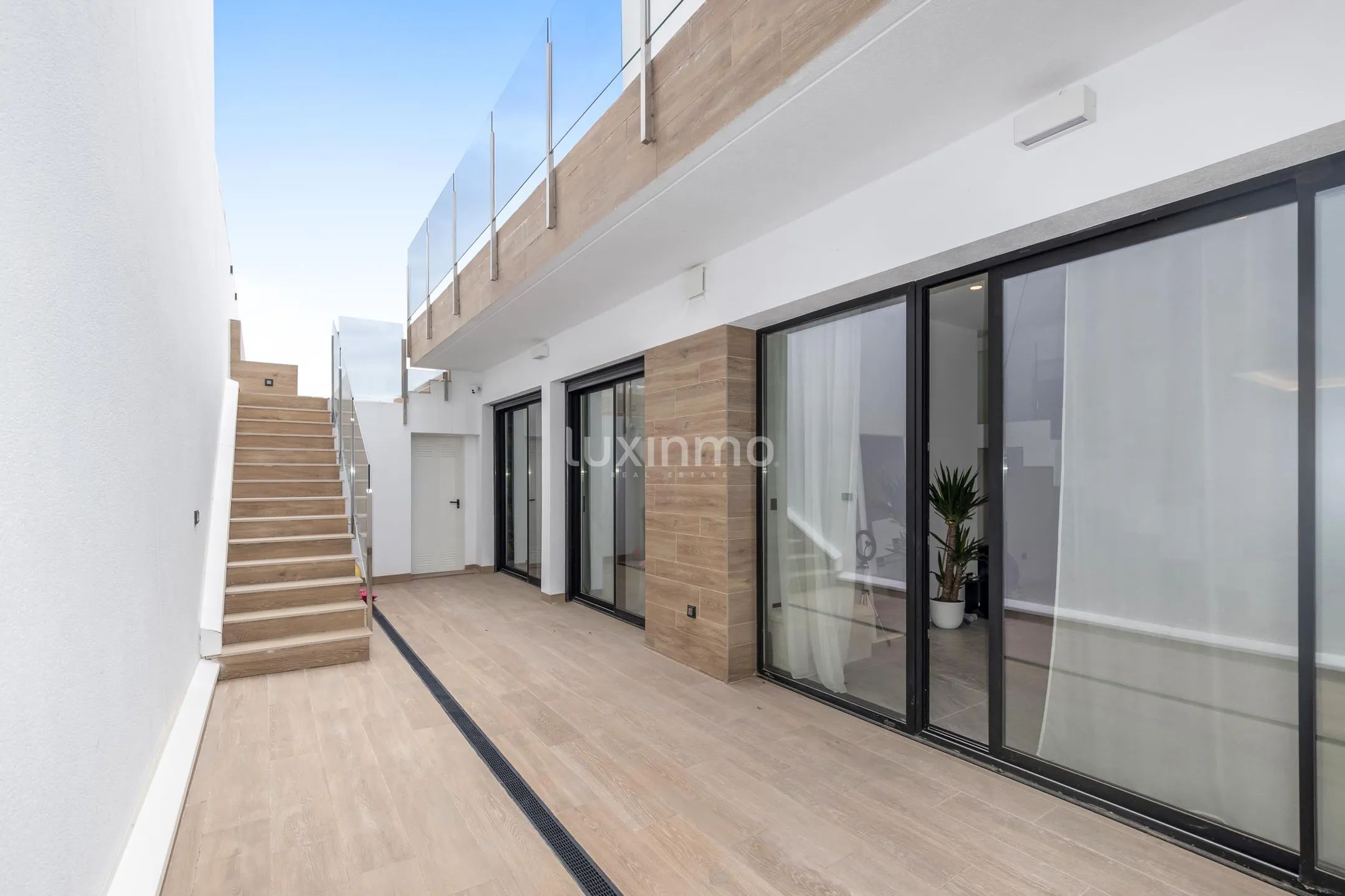 Luxuriöse 4-Schlafzimmer-Villa mit Meerblick in Finestrat — photo 34