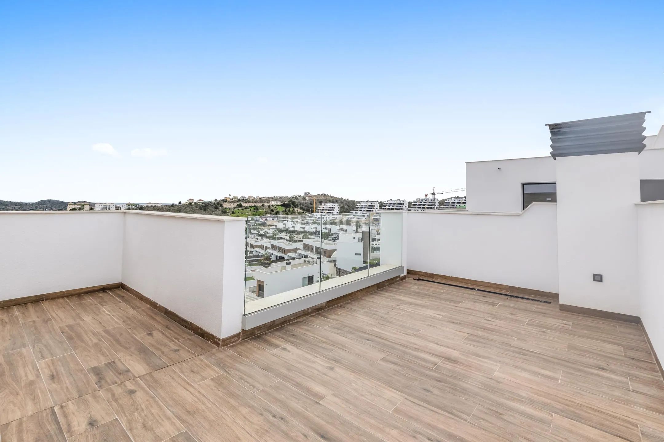 Luxuriöse 4-Schlafzimmer-Villa mit Meerblick in Finestrat — photo 31