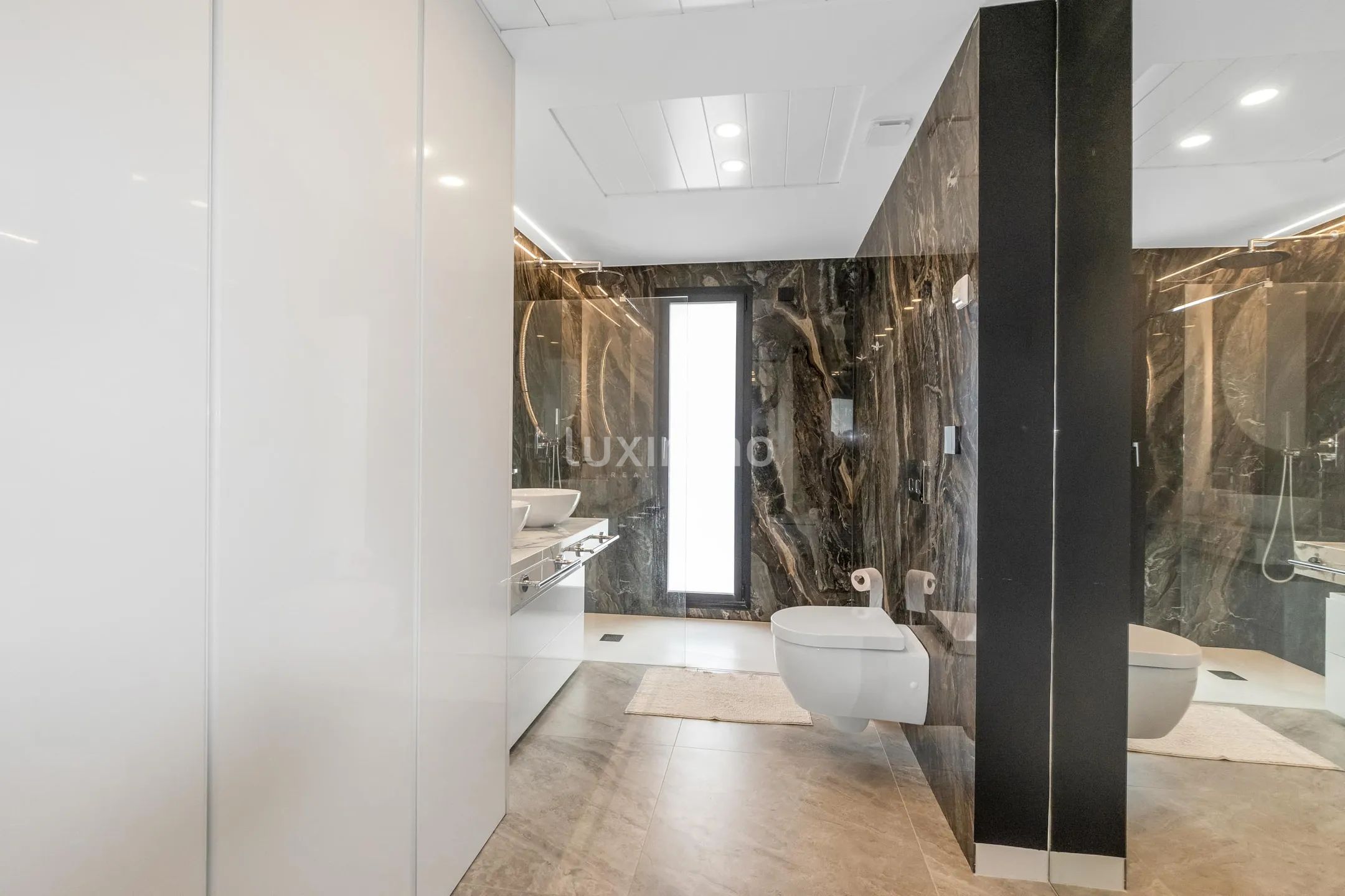 Luxuriöse 4-Schlafzimmer-Villa mit Meerblick in Finestrat — photo 23