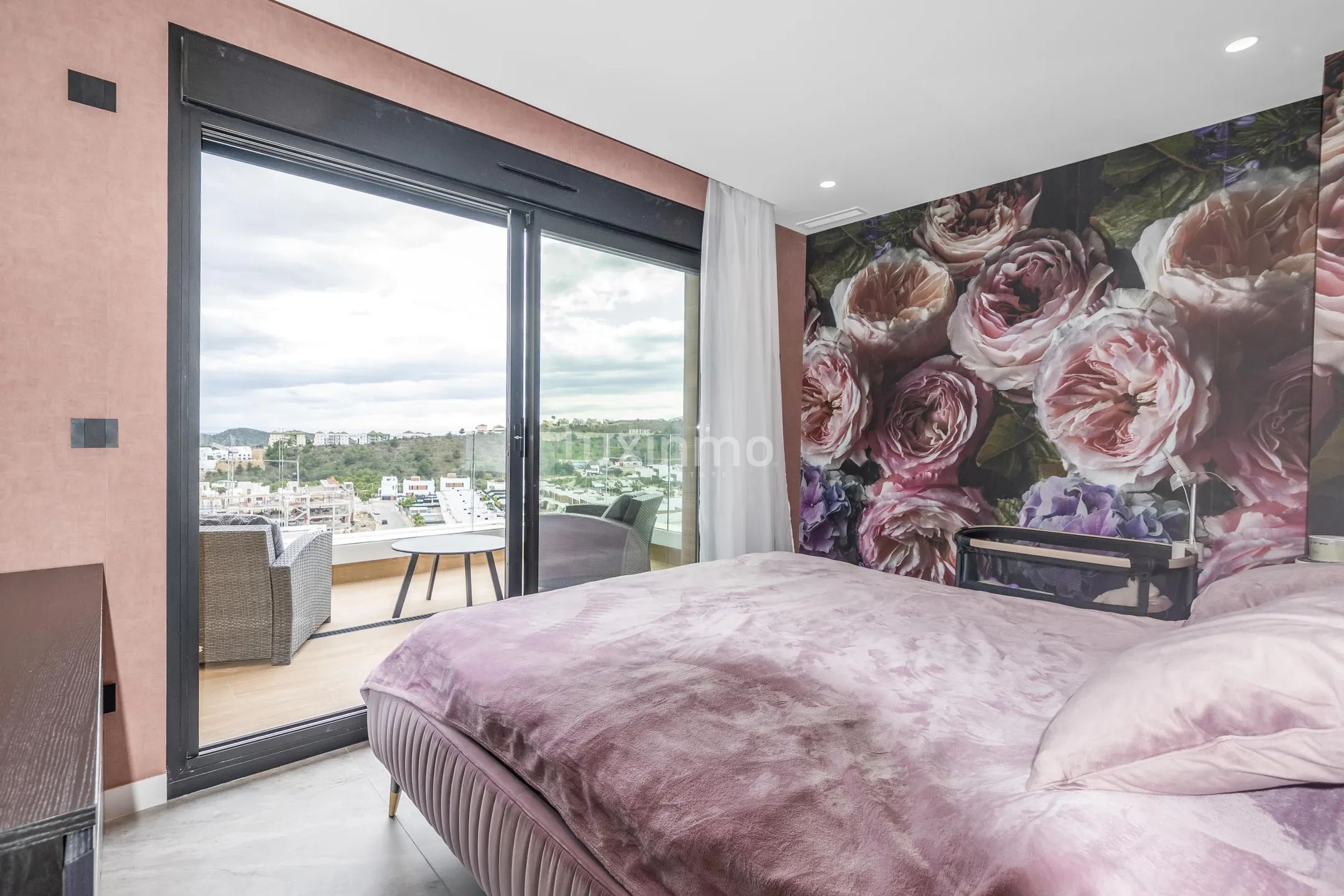 Luxuriöse 4-Schlafzimmer-Villa mit Meerblick in Finestrat — photo 45