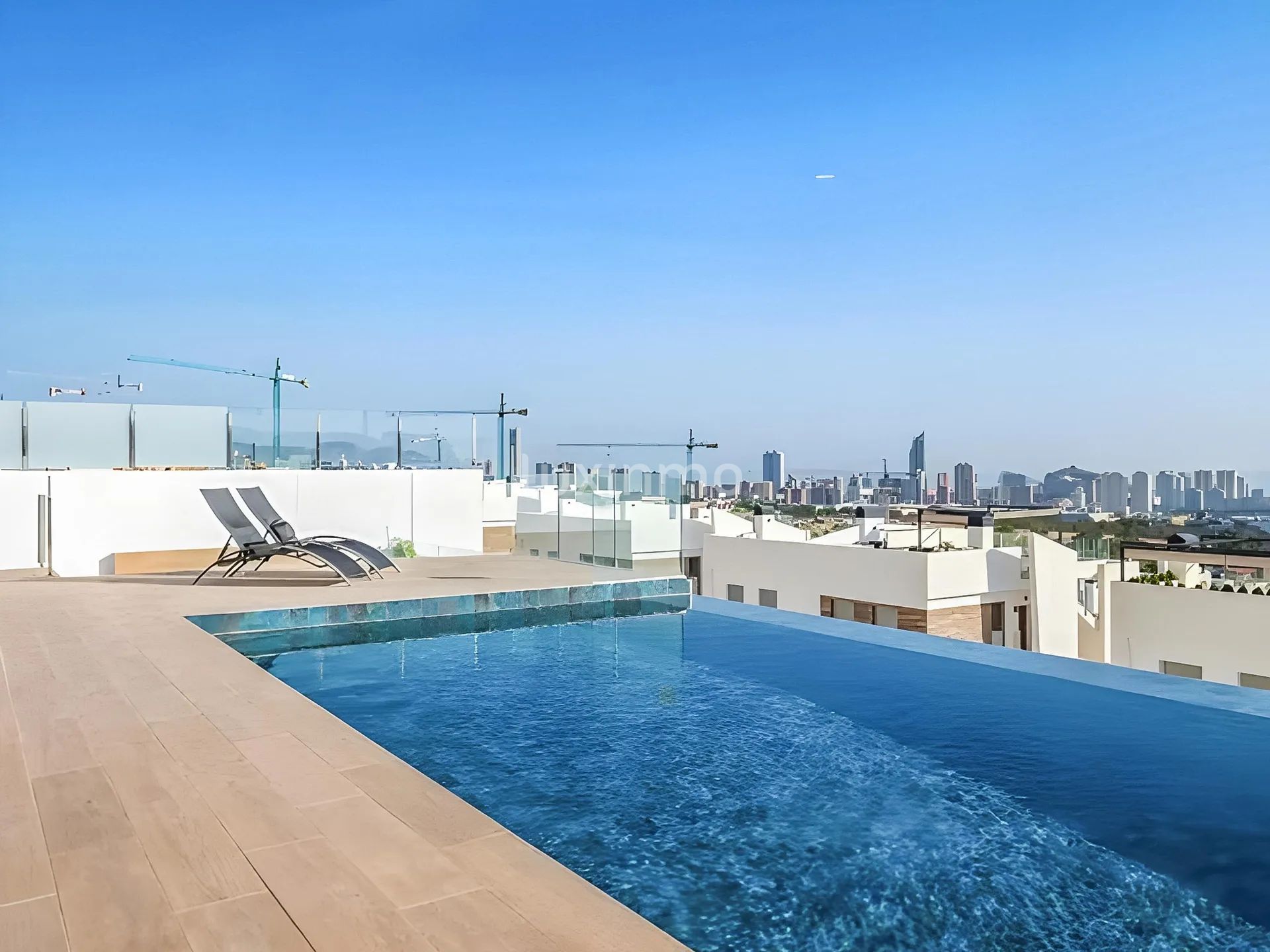 Luxurious 4-Bedroom villa with sea views in Finestrat — photo 7