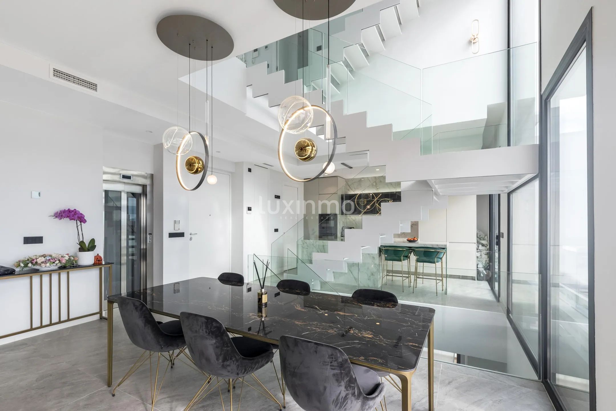 Luxuriöse 4-Schlafzimmer-Villa mit Meerblick in Finestrat — photo 19