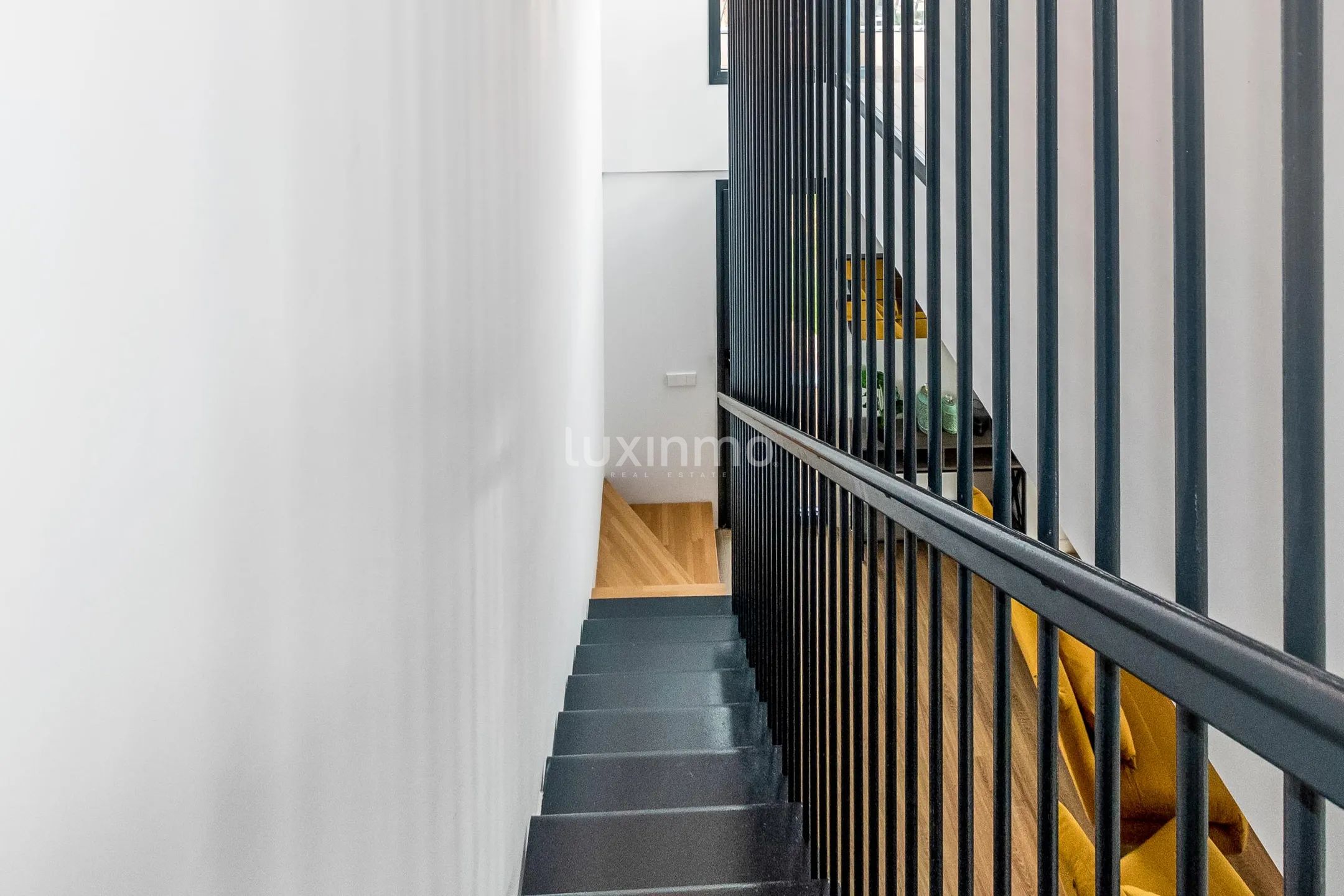 Penthouse 3-Bedroom first line of the beach — photo 22