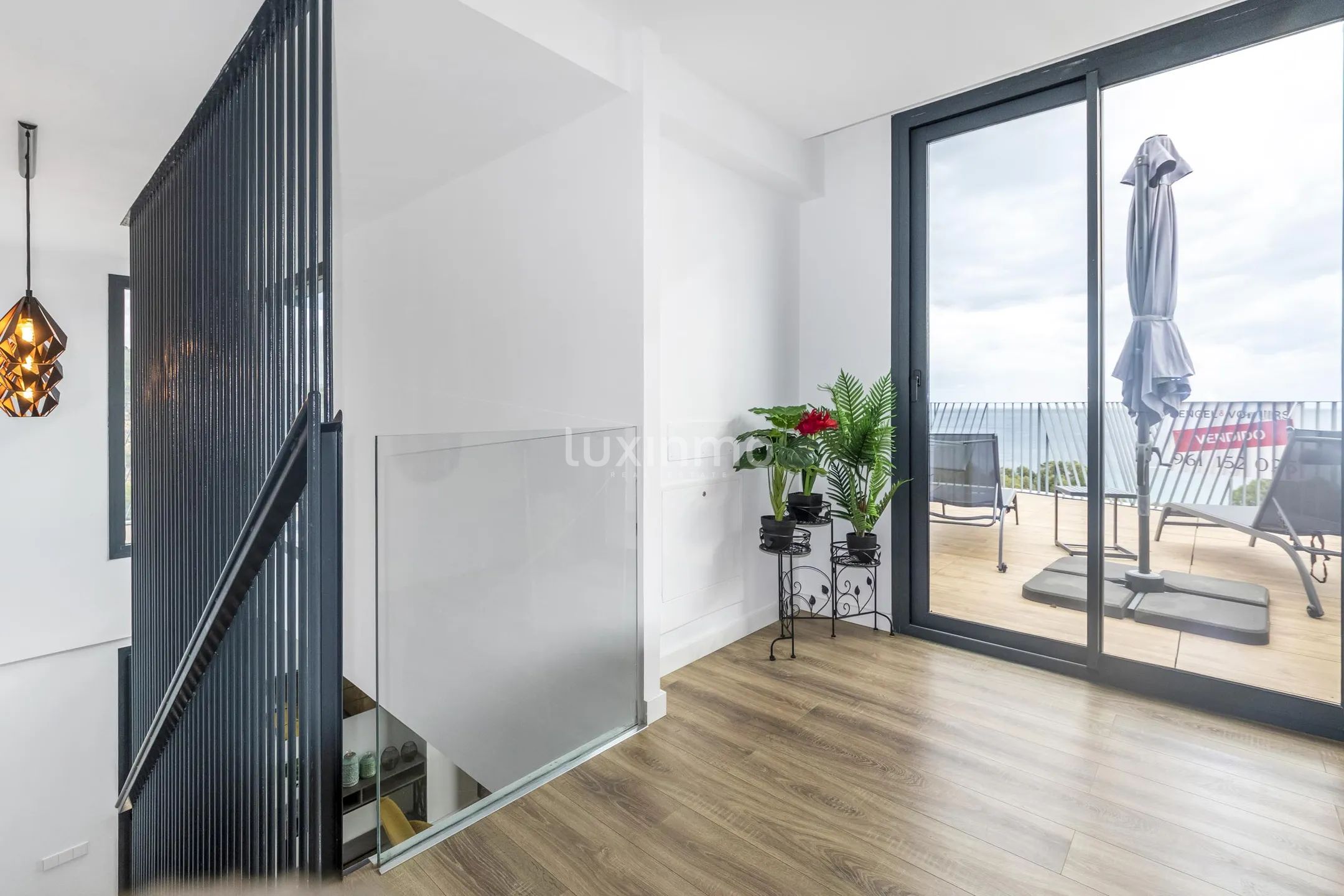Penthouse 3-Bedroom first line of the beach — photo 26